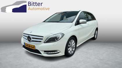 Mercedes-Benz B 180 Ambition Volledig MB Dealer onderhouden.