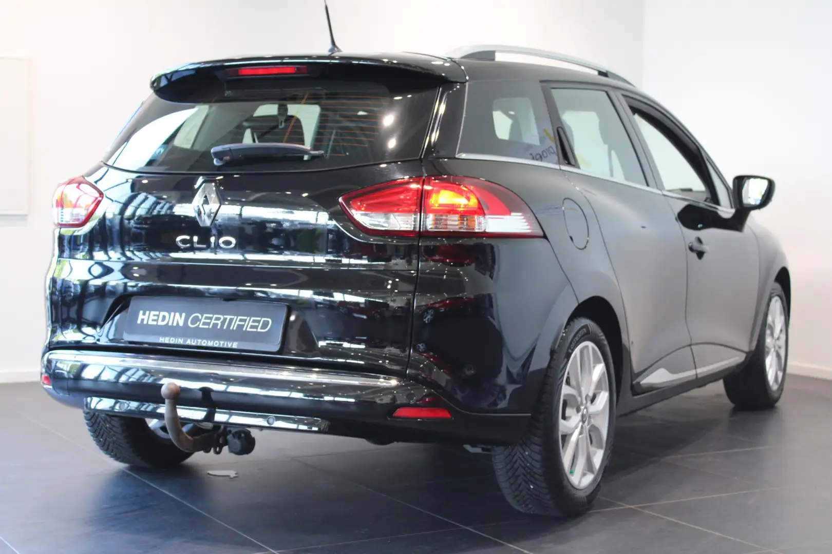 Renault Clio Estate 0.9 TCe Intens | Trekhaak | Navigatie | Aut Zwart - 2