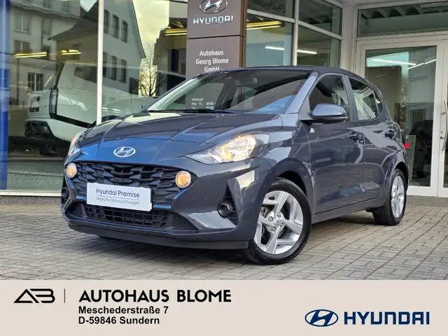 Hyundai i10 1.2 A/T Trend Winterräder / PDC / CarPlay / / Lenk