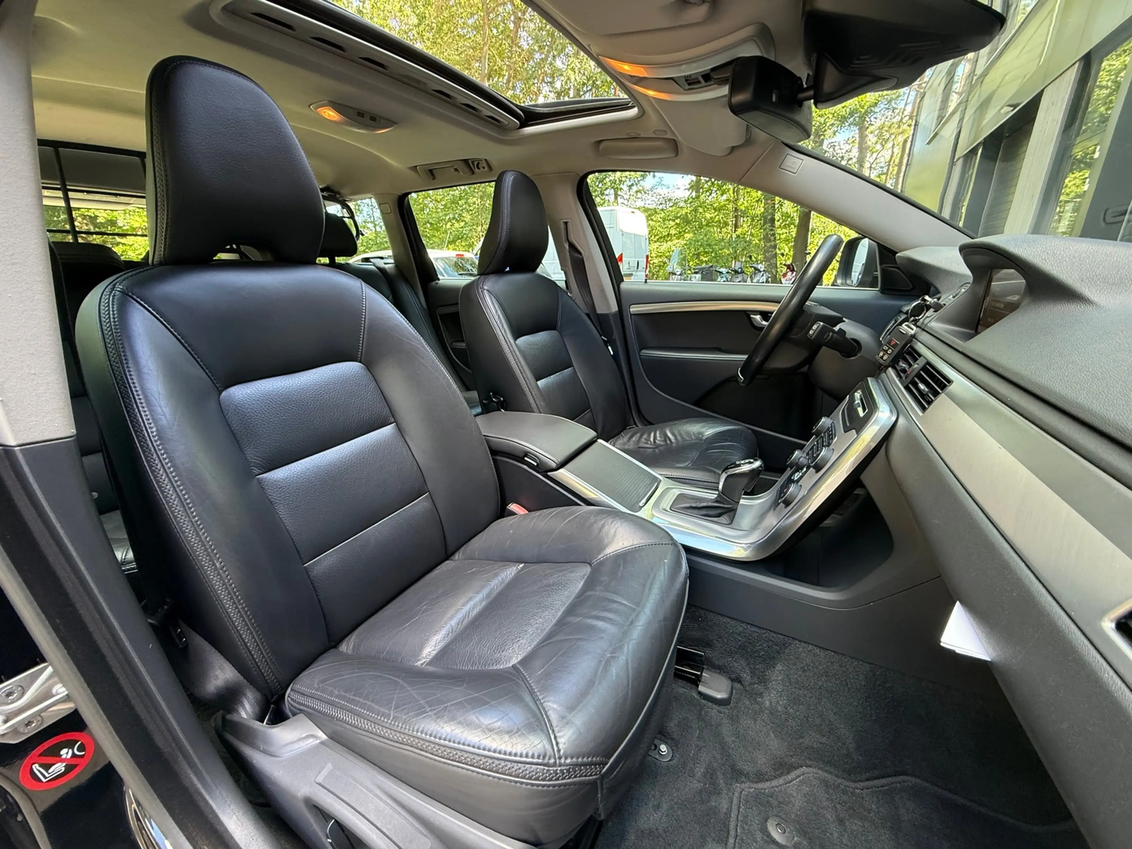 Volvo XC70 2.4 D5 Nordic+ — photo 21
