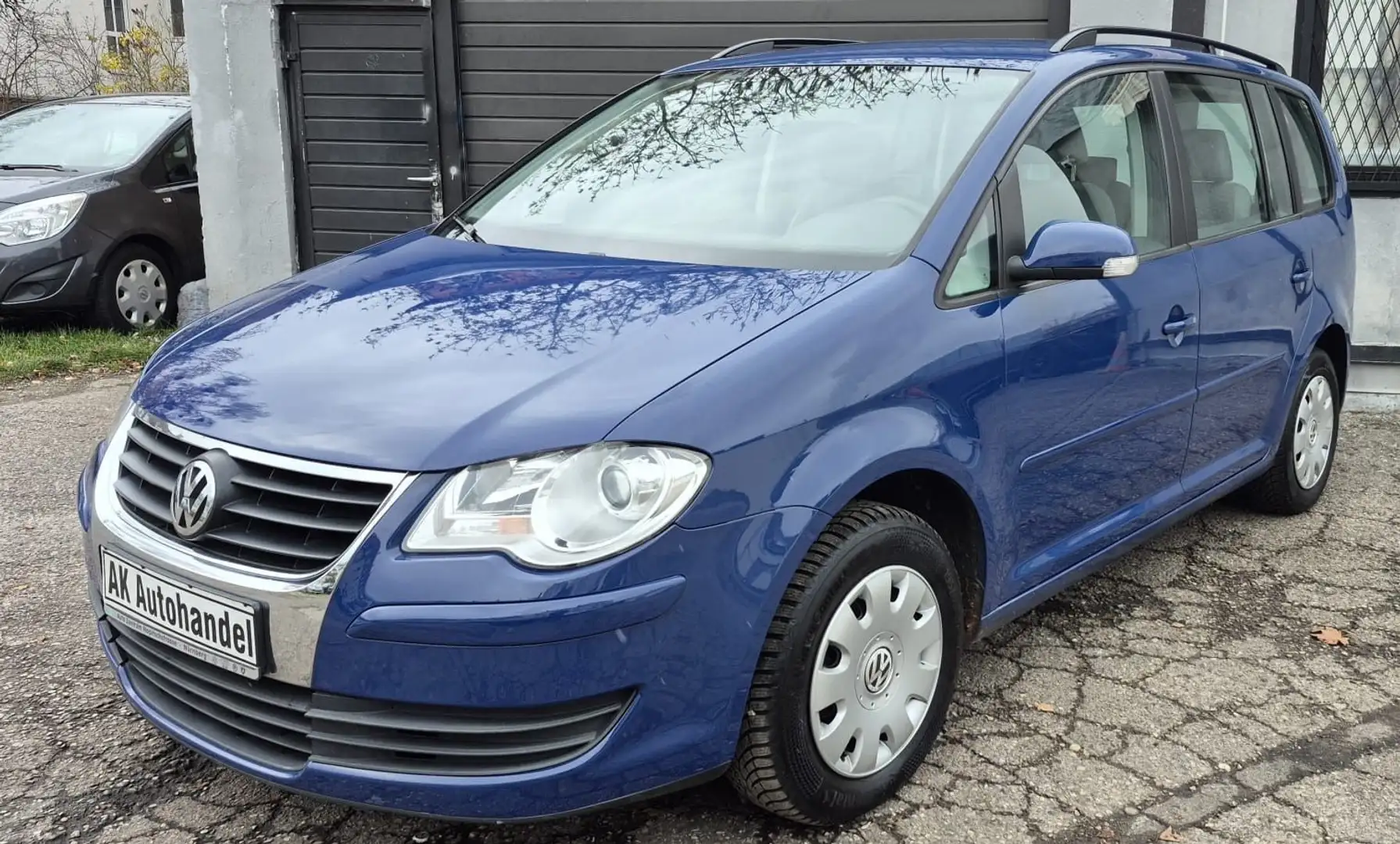 Volkswagen Touran Trendline Xenon Klima Tempomat TÜV Neu Blau - 1