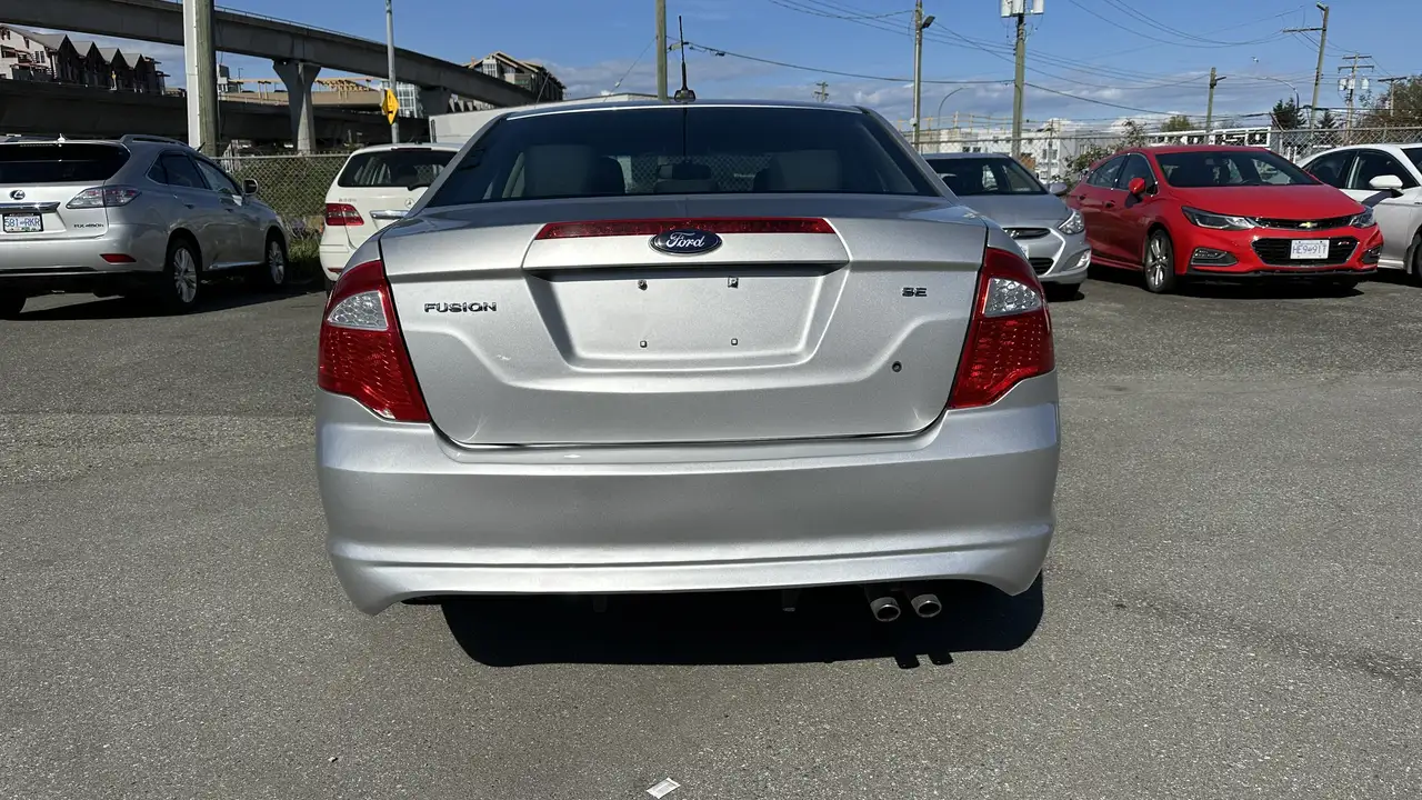 Ford Fusion снимка Ford Fusion