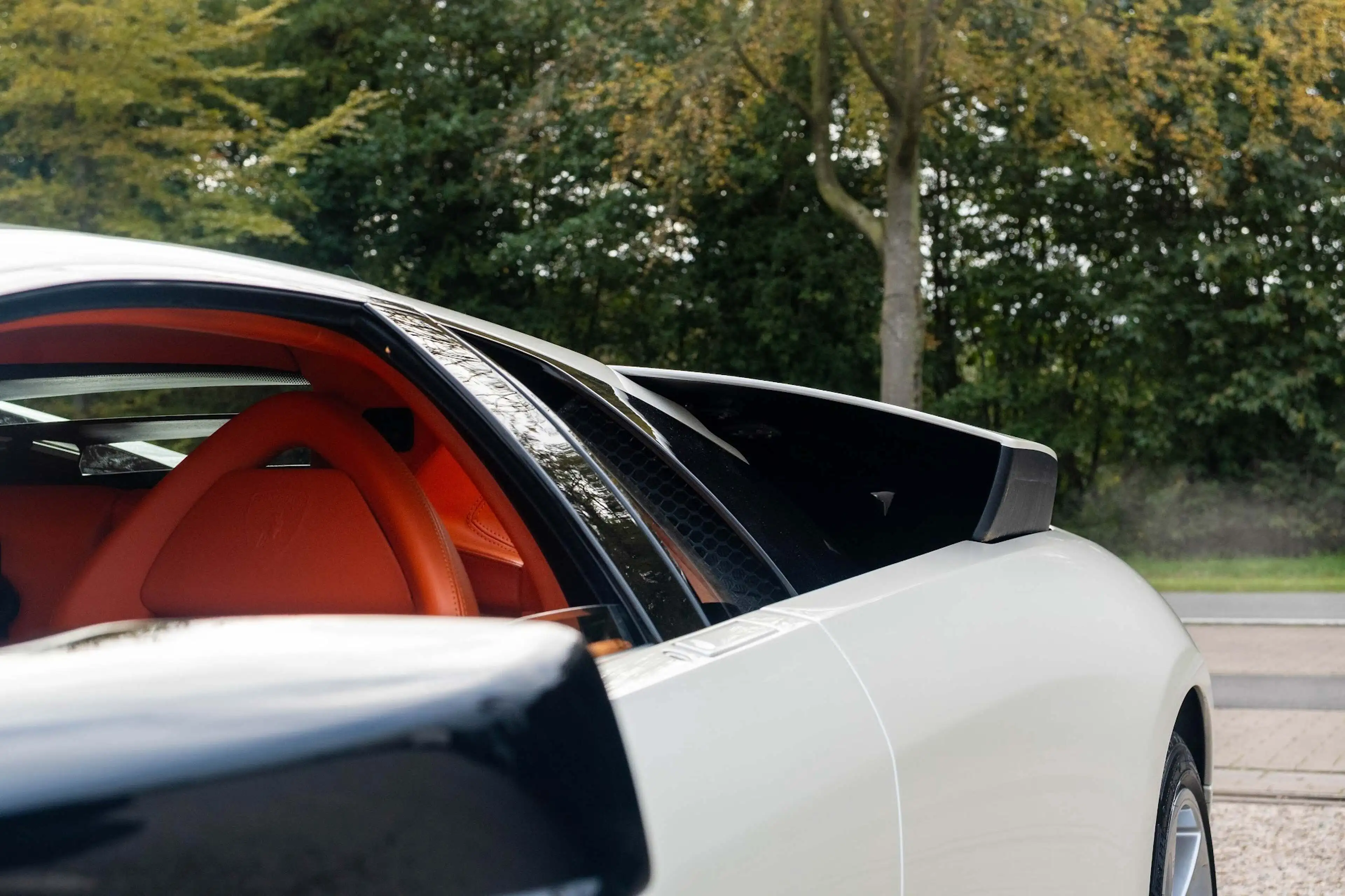 Lamborghini Murciélago Murciélago LP640 | Special order leather interior with Q citura diamond stitching — photo 4
