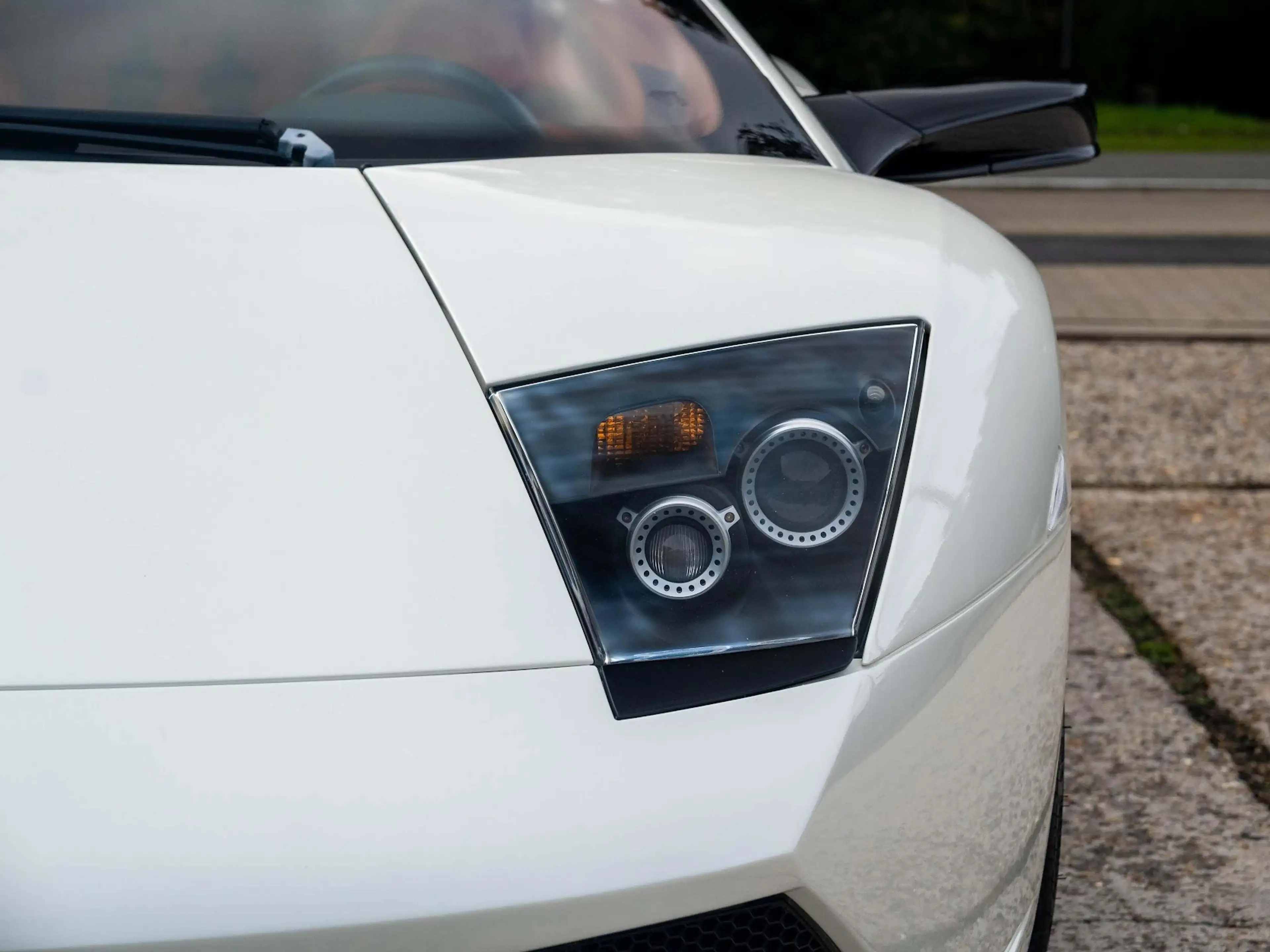 Lamborghini Murciélago Murciélago LP640 | Special order leather interior with Q citura diamond stitching — photo 18