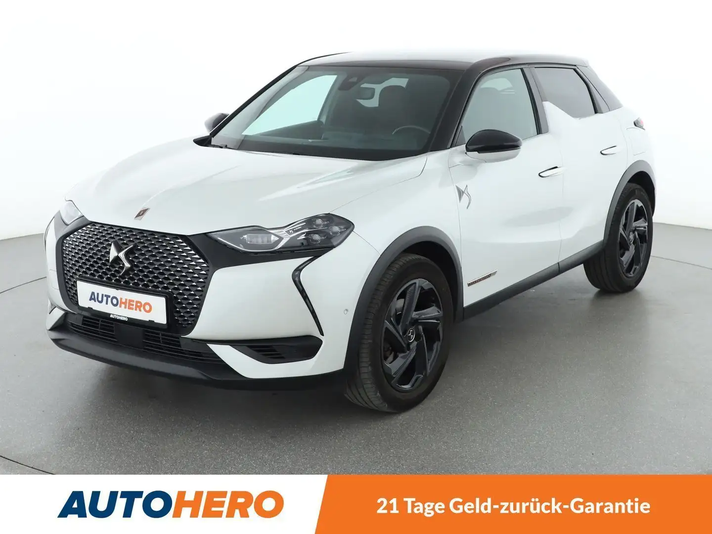 DS Automobiles DS 3 Crossback 1.2 PureTech La Premiere Aut.*NAVI*LED*CAM* Weiß - 1