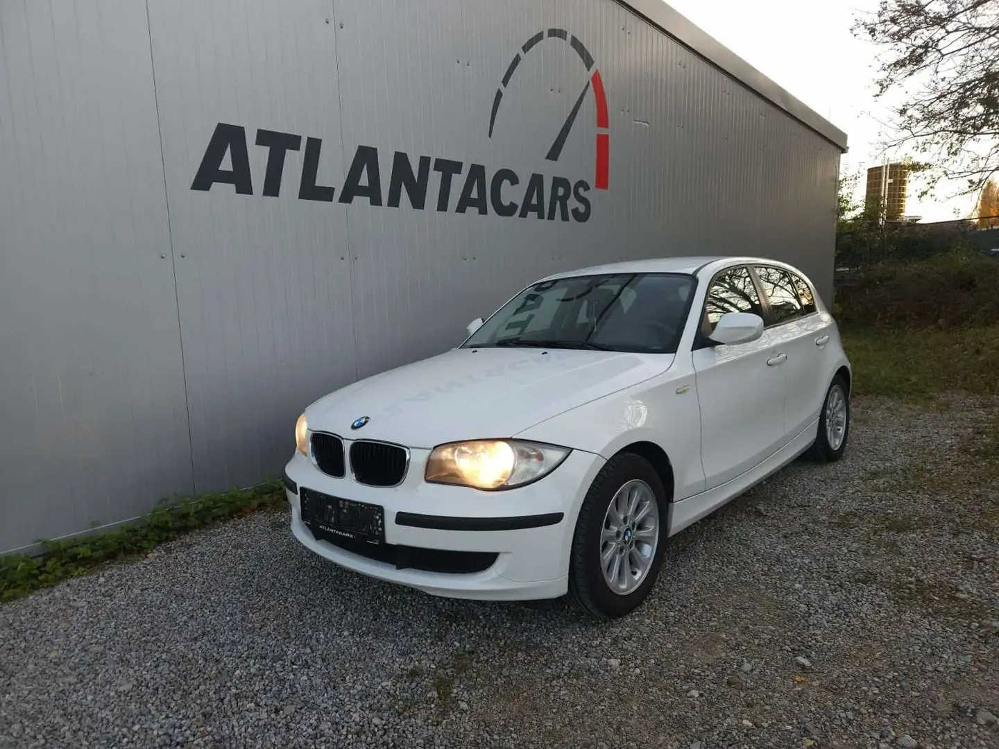BMW 116 116d, Pickerl bis 05.2026+4 Monate Blanc - 1