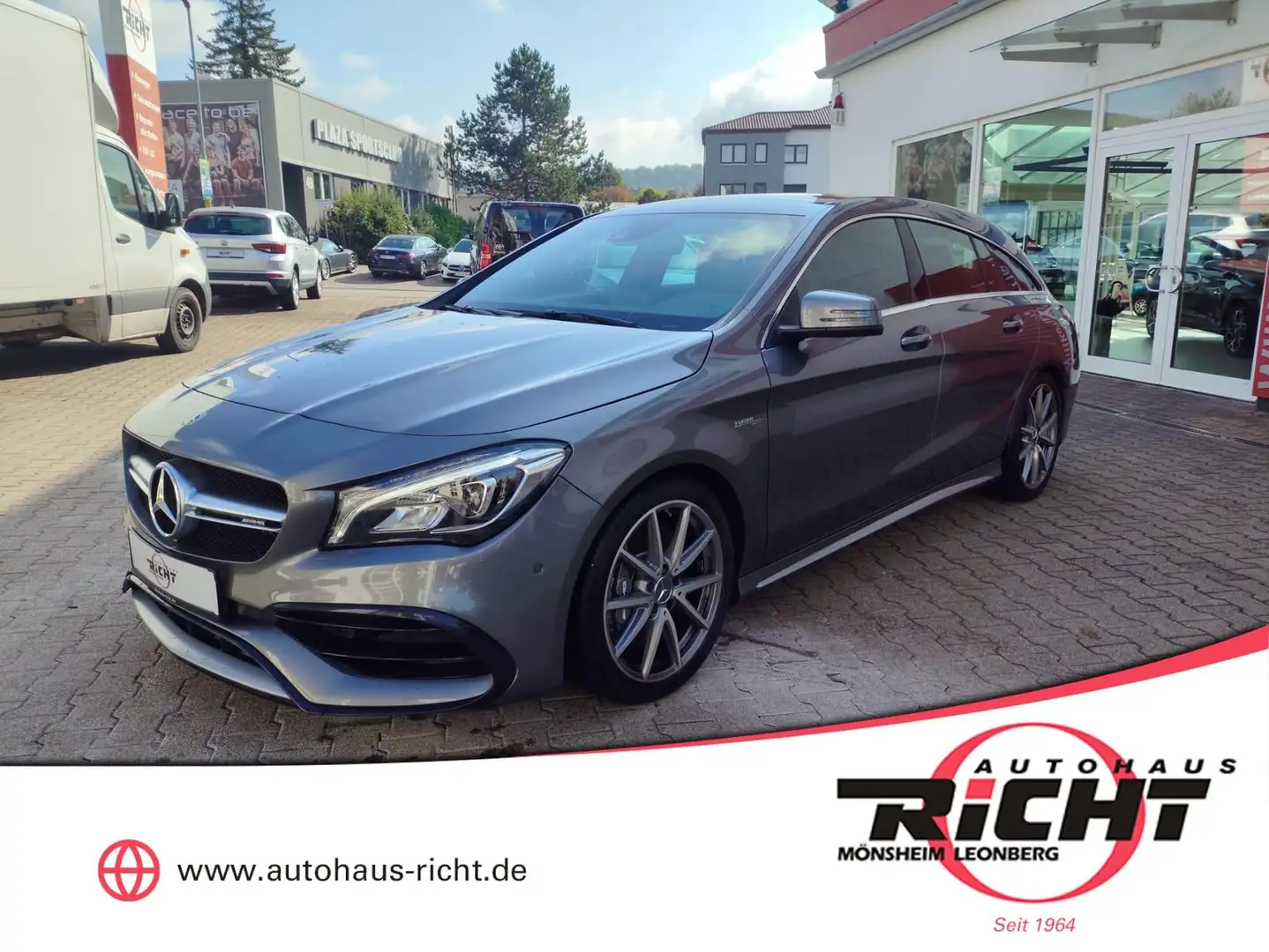 Mercedes-Benz CLA 45 AMG Shooting Brake Navi Pano SHZ PDC Grau - 1