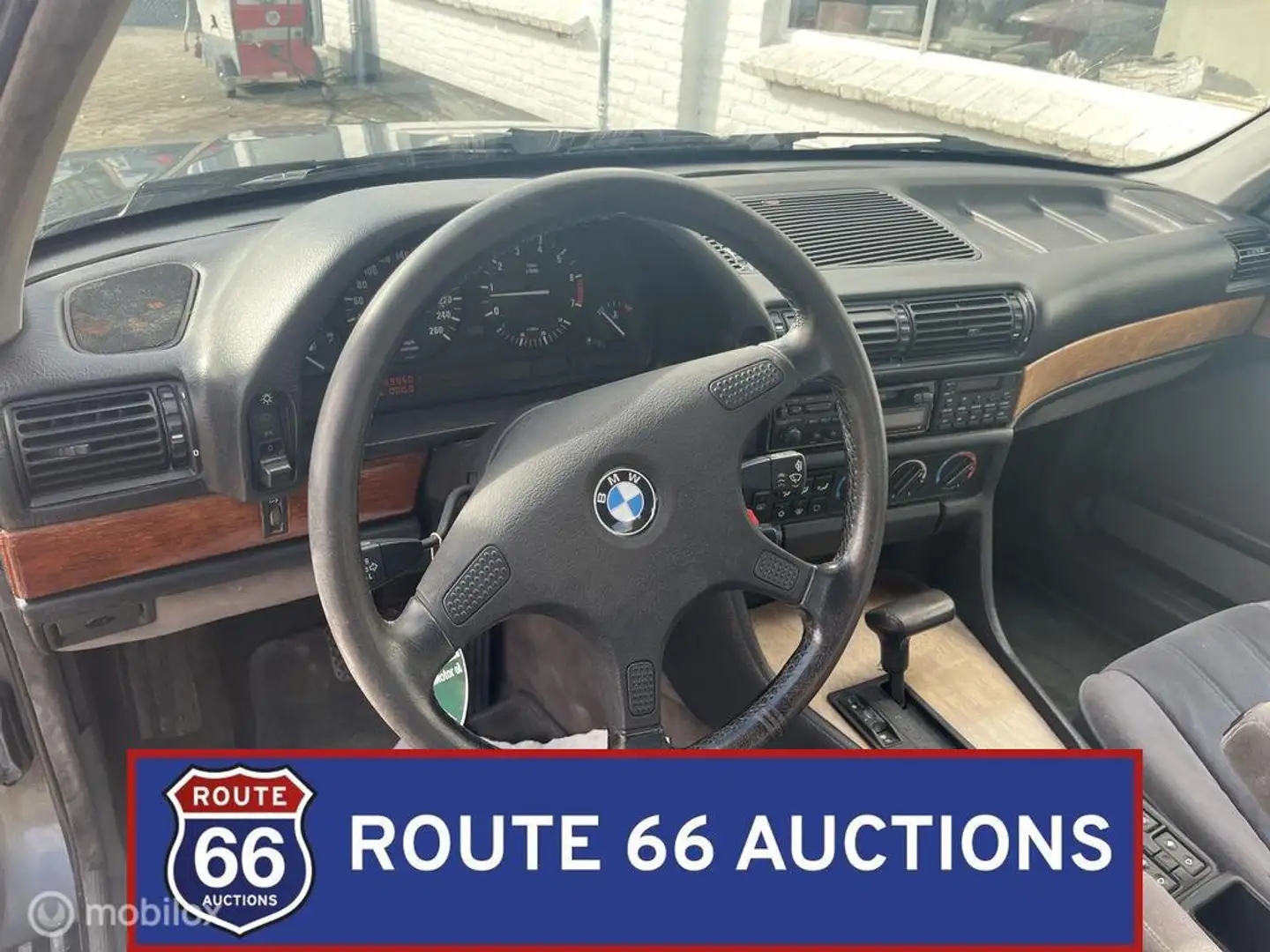 BMW 735 735i | 1988 | Route 66 Auctions Negro - 2