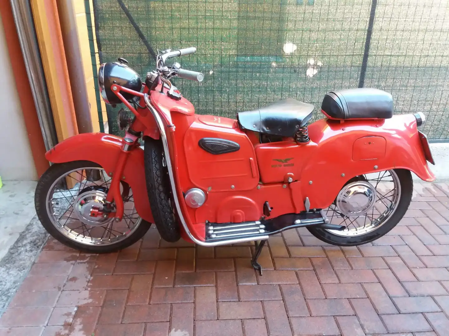 Moto Guzzi Galletto Kırmızı - 2
