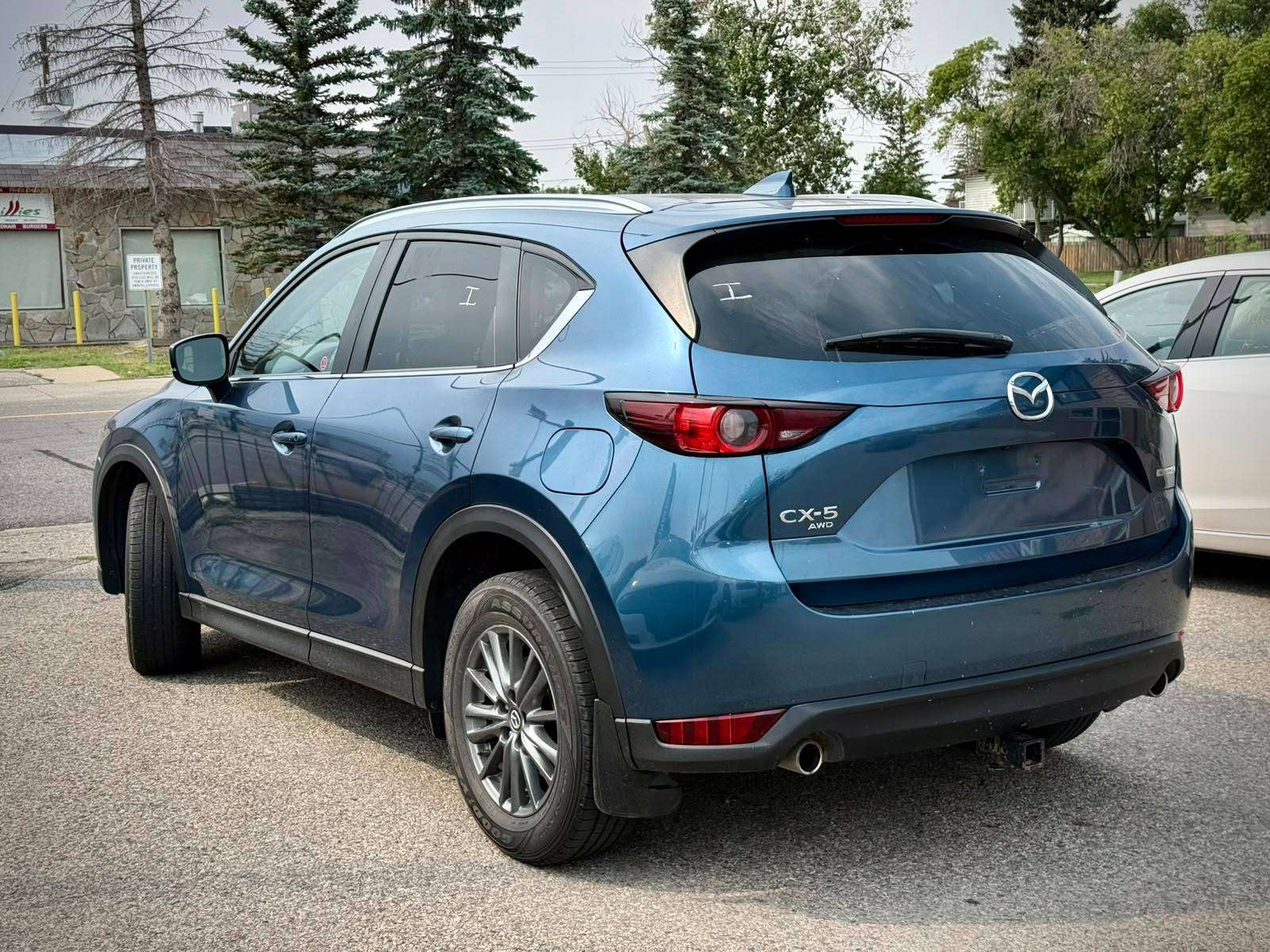 2021 Mazda CX-5 — view 2