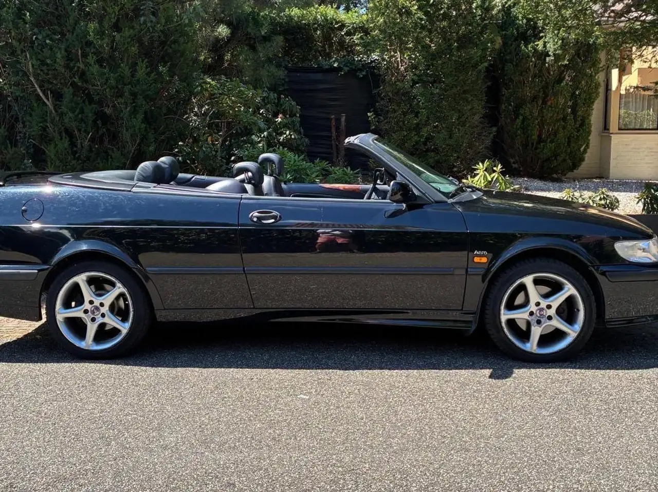 Saab 9-3 2.0 Turbo SE, foto 2