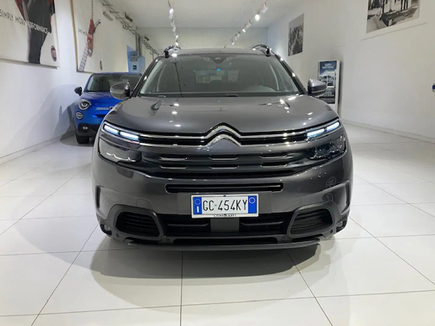 Citroen C5 Aircross Hybrid 225 E-EAT8 Feel Plug-In Grigio - 2