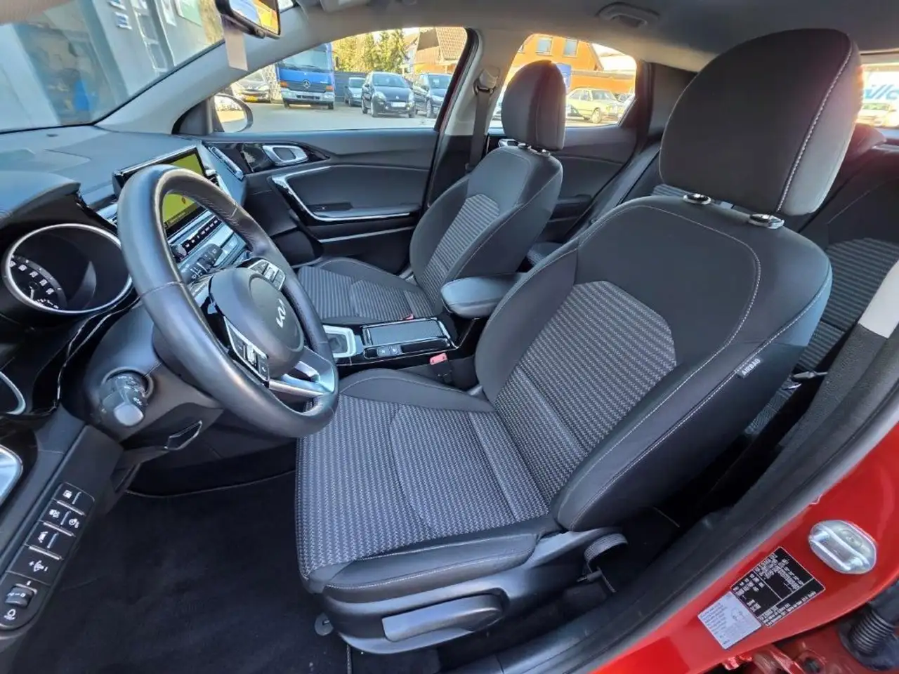Kia XCeed 1.6 GDI DCT6 OPF Plug-in-Hybrid Vision 16
