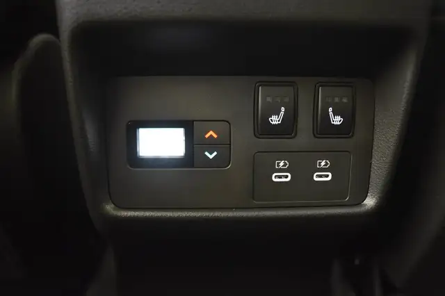 Nissan X-Trail view 13