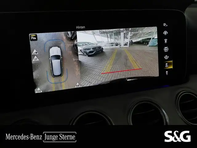 Mercedes-Benz E-Class view 12