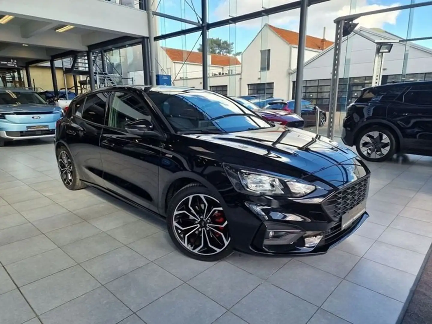 Ford Focus ST-LINE HYBRID BENZINE SLECHTS 36000KM Zwart - 1