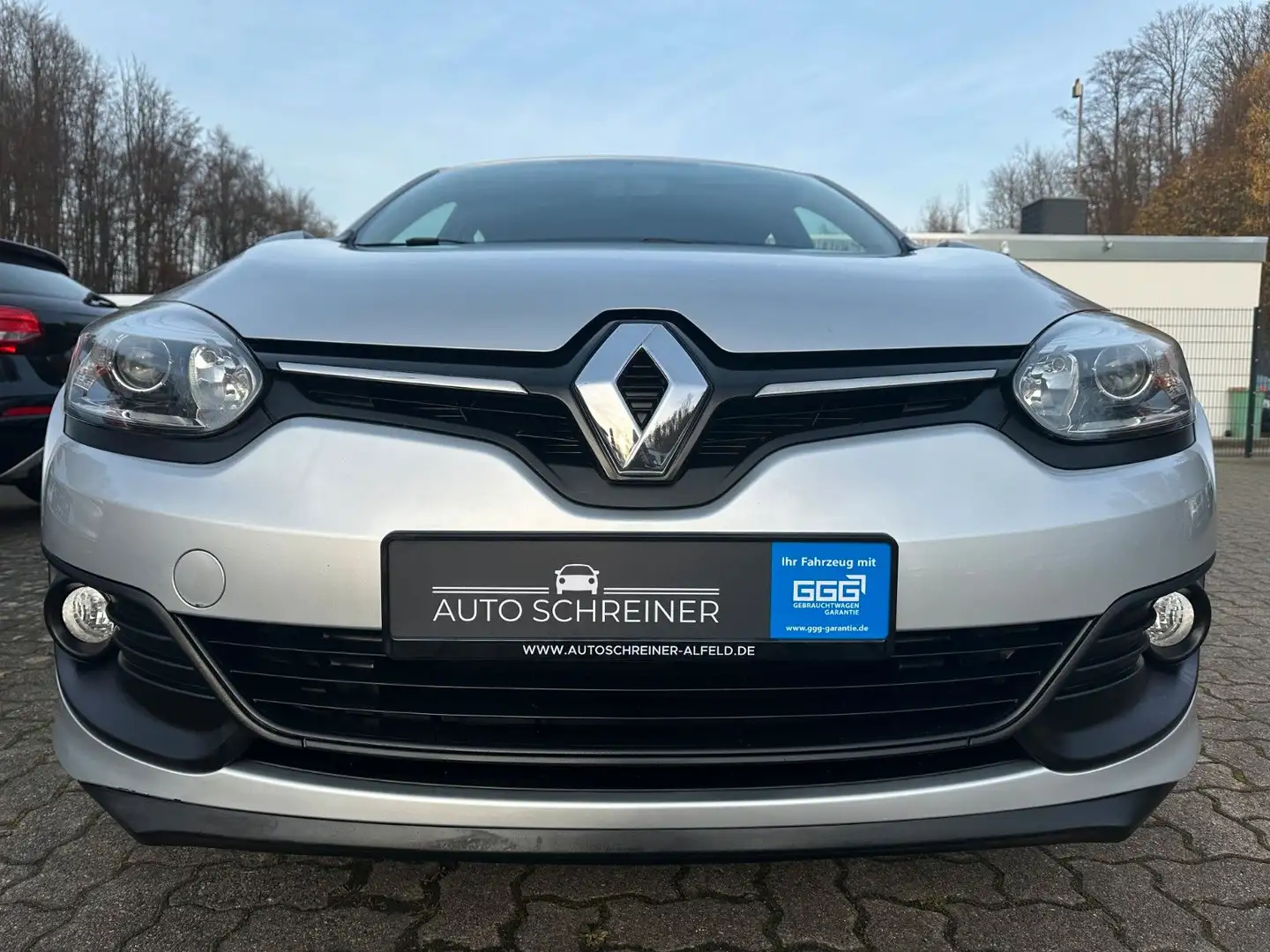 Renault Megane III Grandtour Authentique TEMPOMAT KLIMA Grau - 2