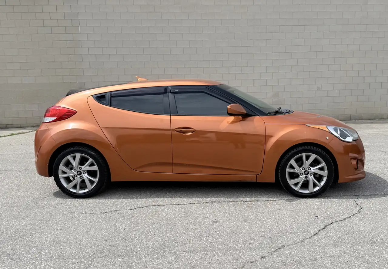 Hyundai VELOSTER fotografie Hyundai VELOSTER