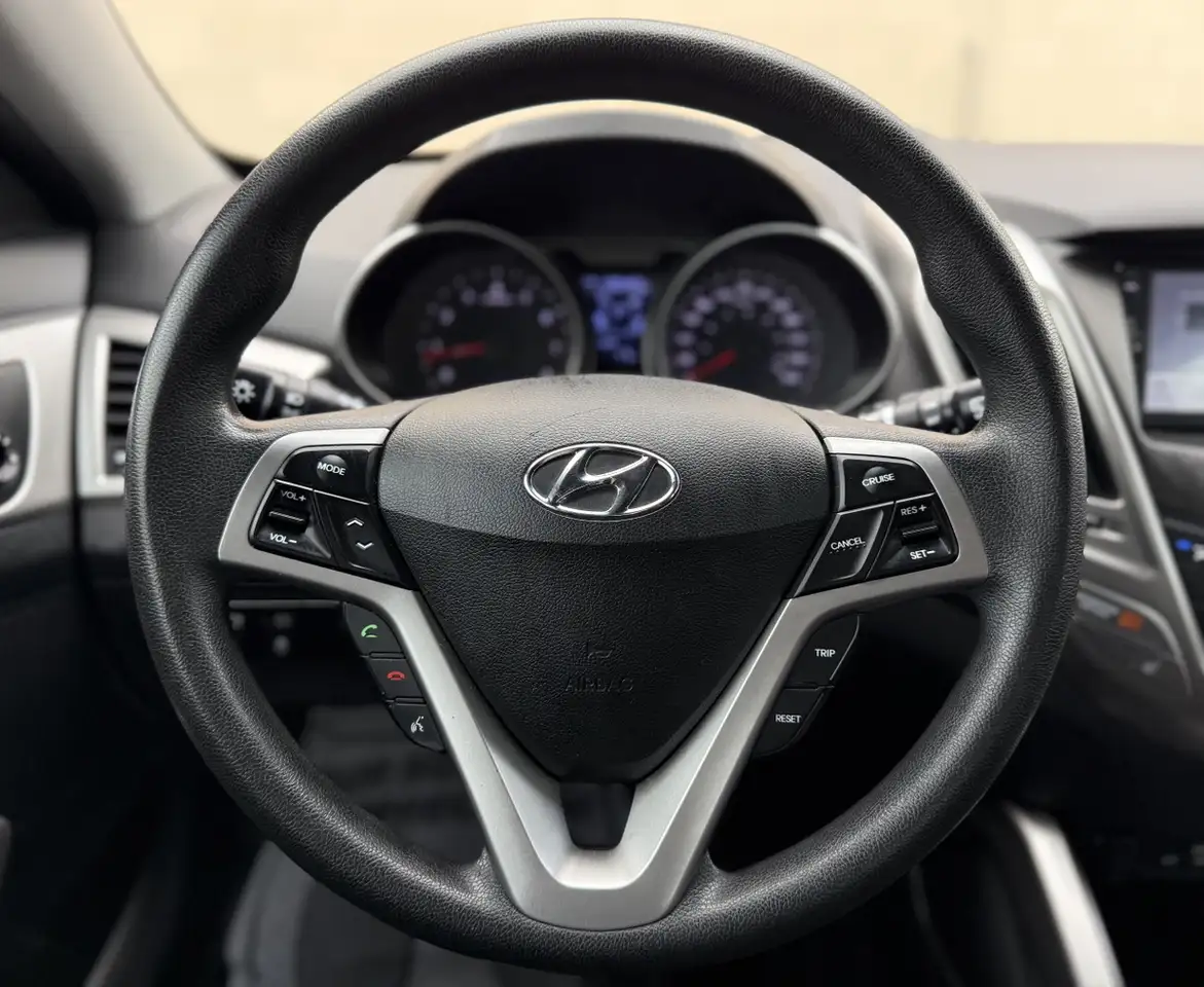 Hyundai VELOSTER fotografie Hyundai VELOSTER