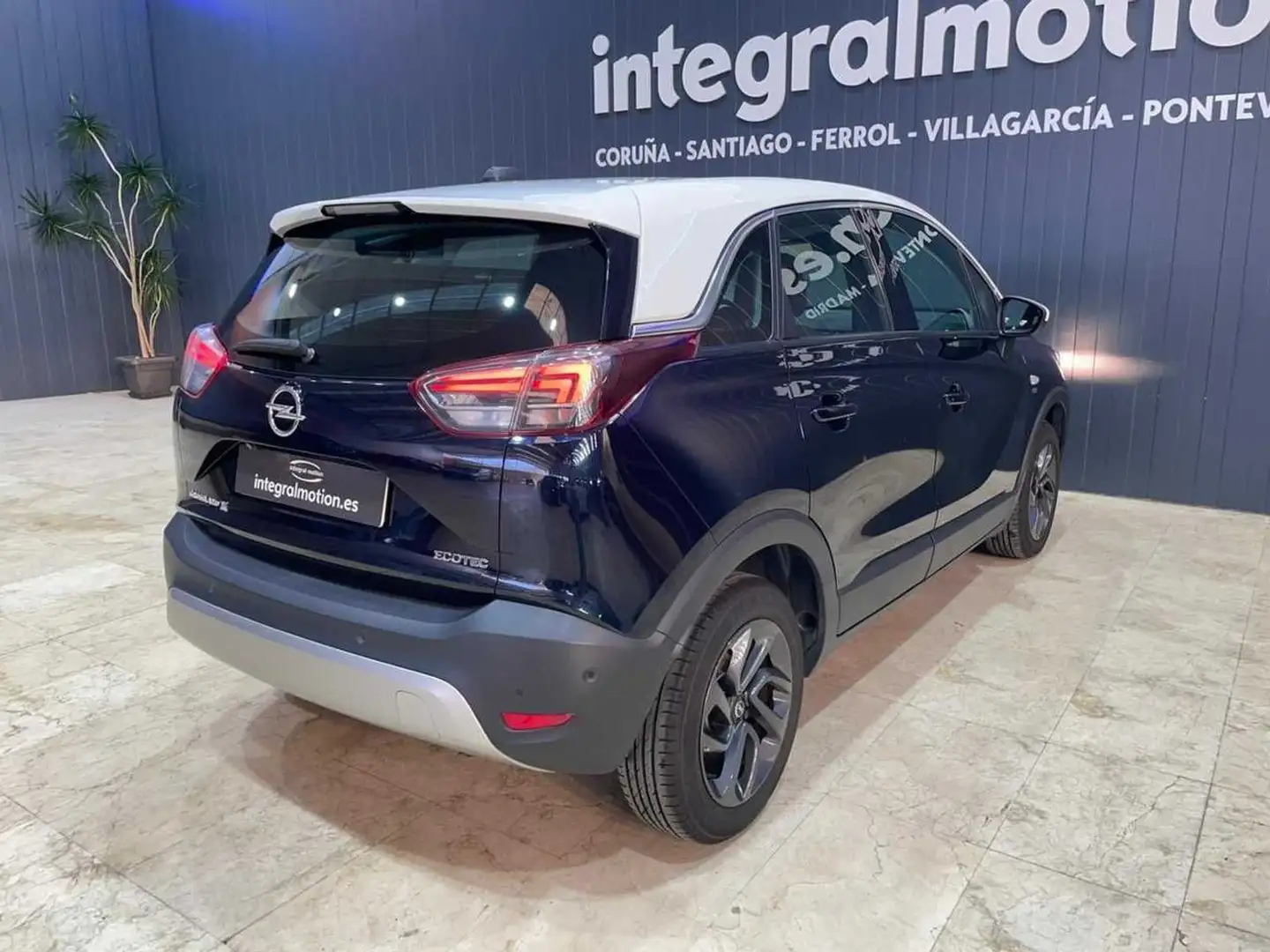 Opel Crossland X 1.2T S&S Design Line 110 Modrá - 2