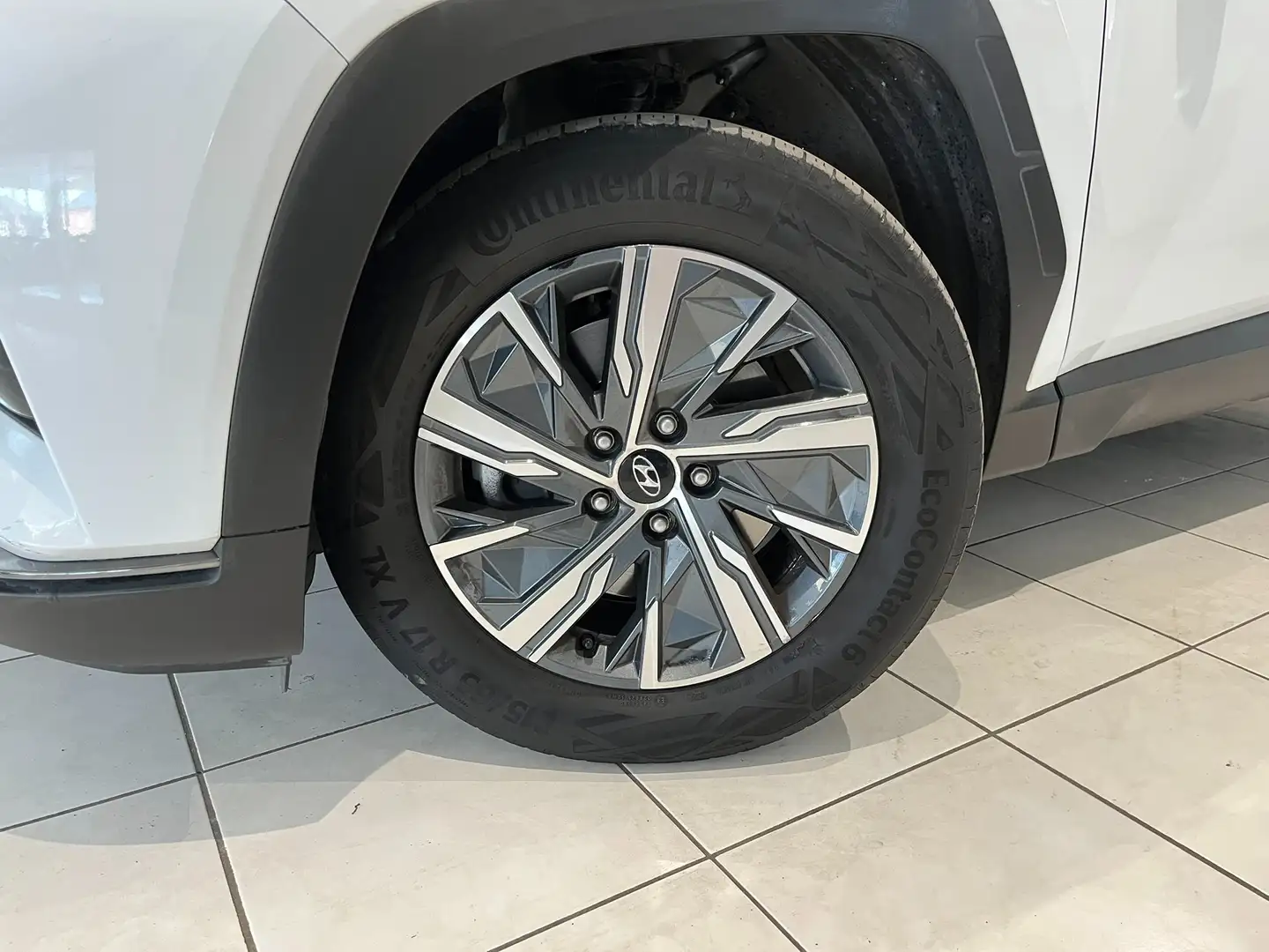 Hyundai TUCSON 1.6T-GDi 150cv MHEV Feel 2022 Airco/Clim/Carplay Blanc - 2