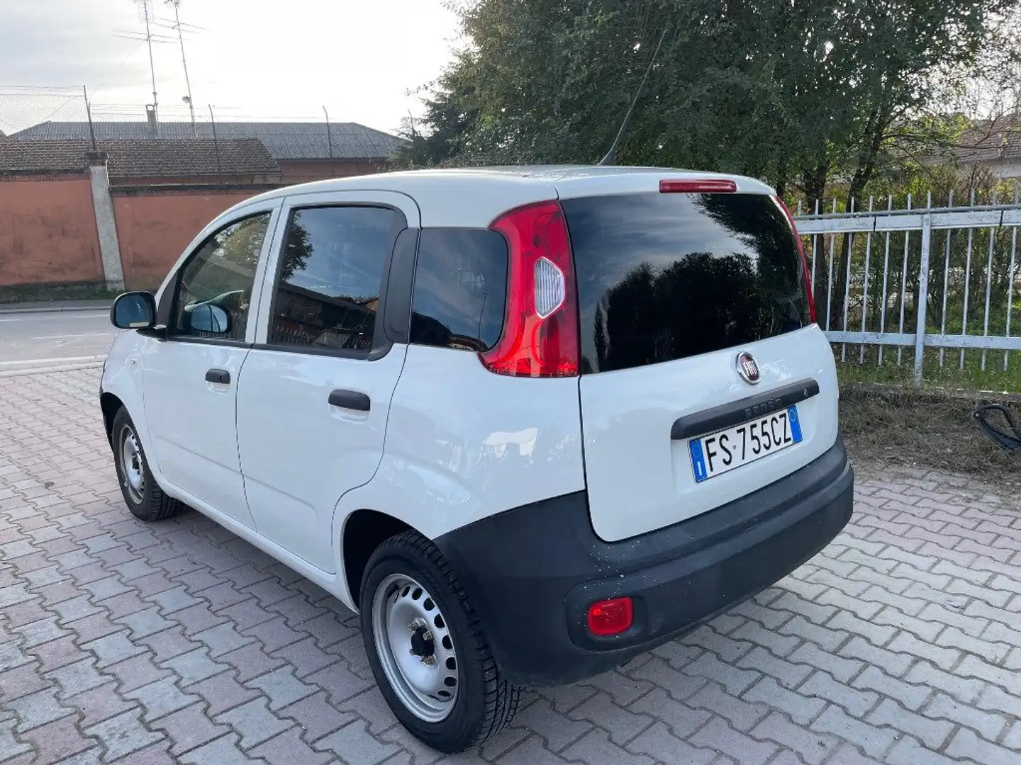 Fiat Panda 1.2 Pop Van 2 posti Bianco - 2