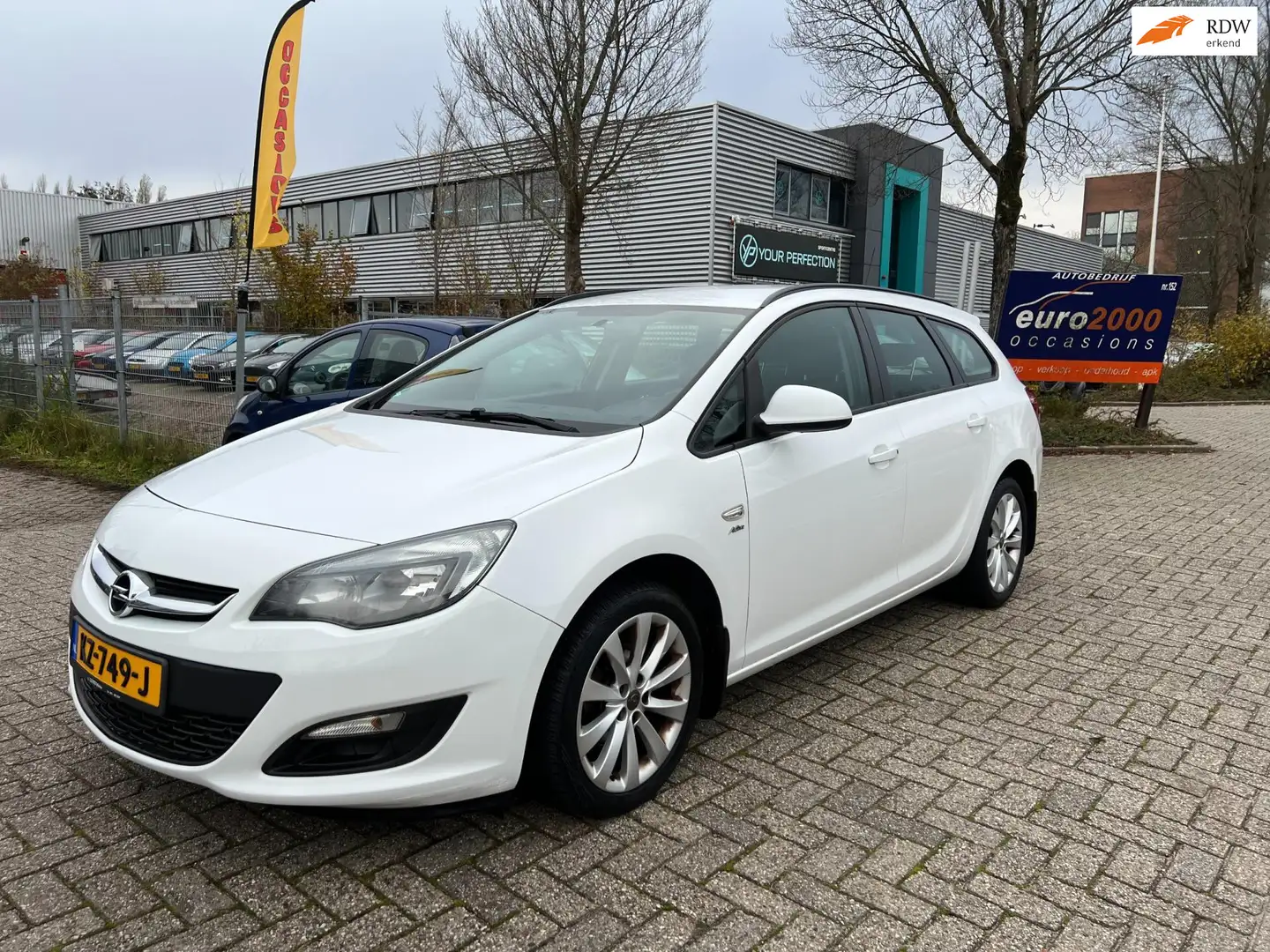 Opel Astra Sports Tourer 1.4 Design Edition - NWE APK - NAP ! Weiß - 1
