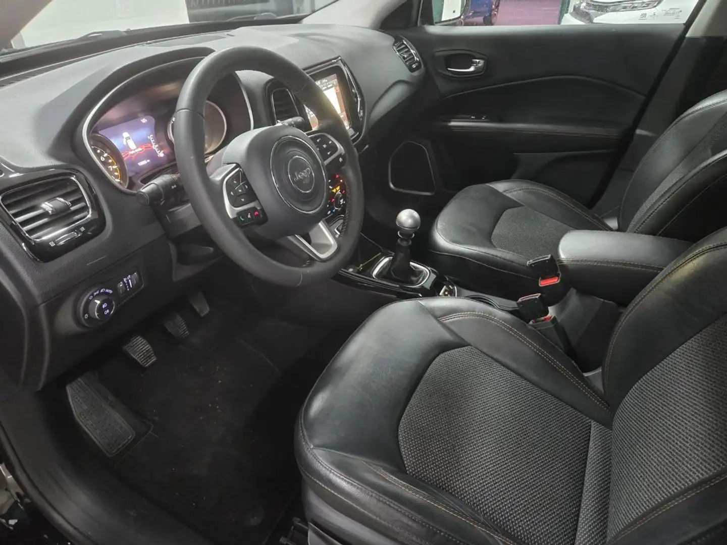 Jeep Compass 1.4 MultiAir 2WD Limited GPL Nero - 2