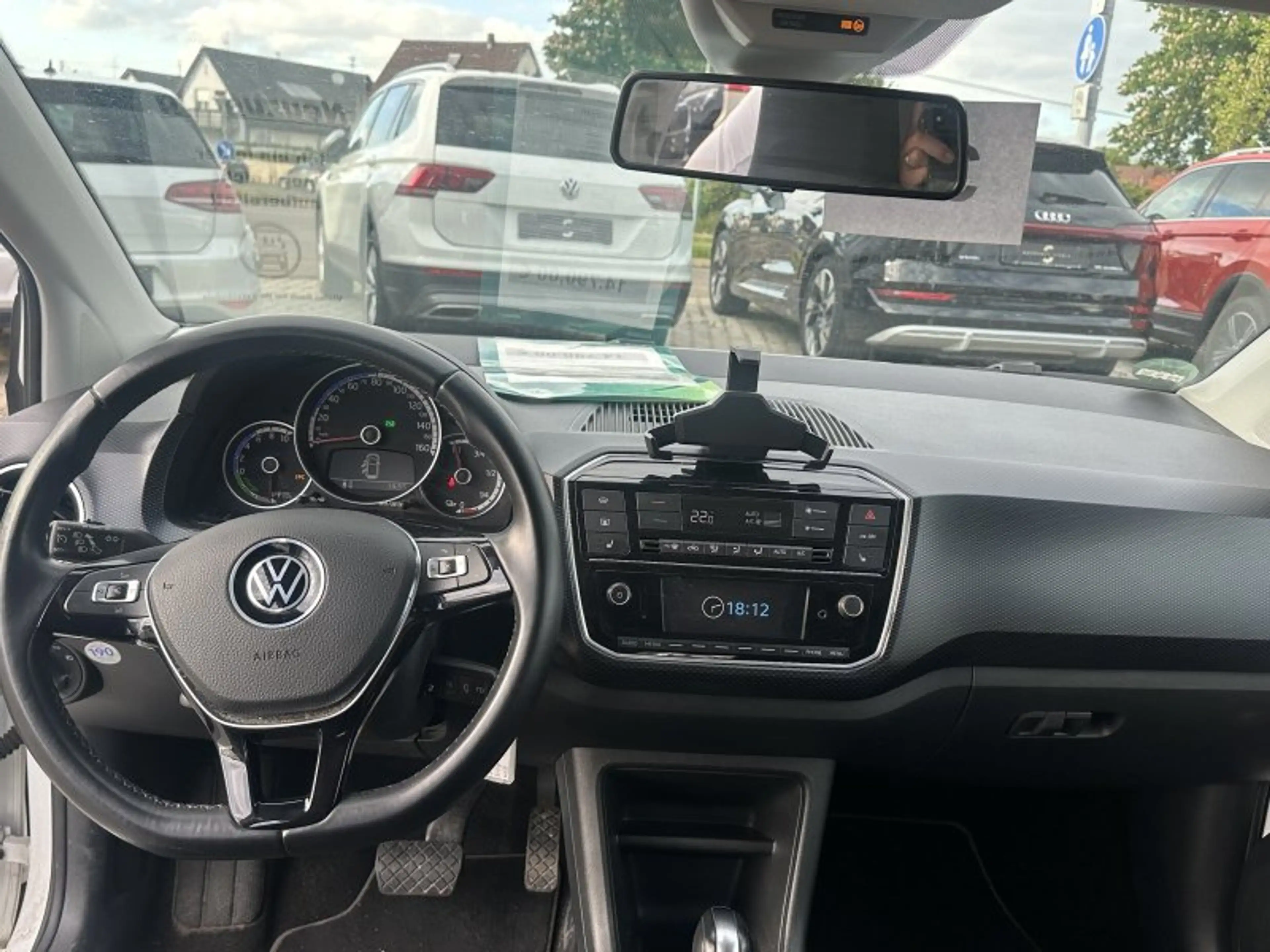 Volkswagen e-up! United CCS Kamera Tempomat Sitzheizung ALU — photo 14