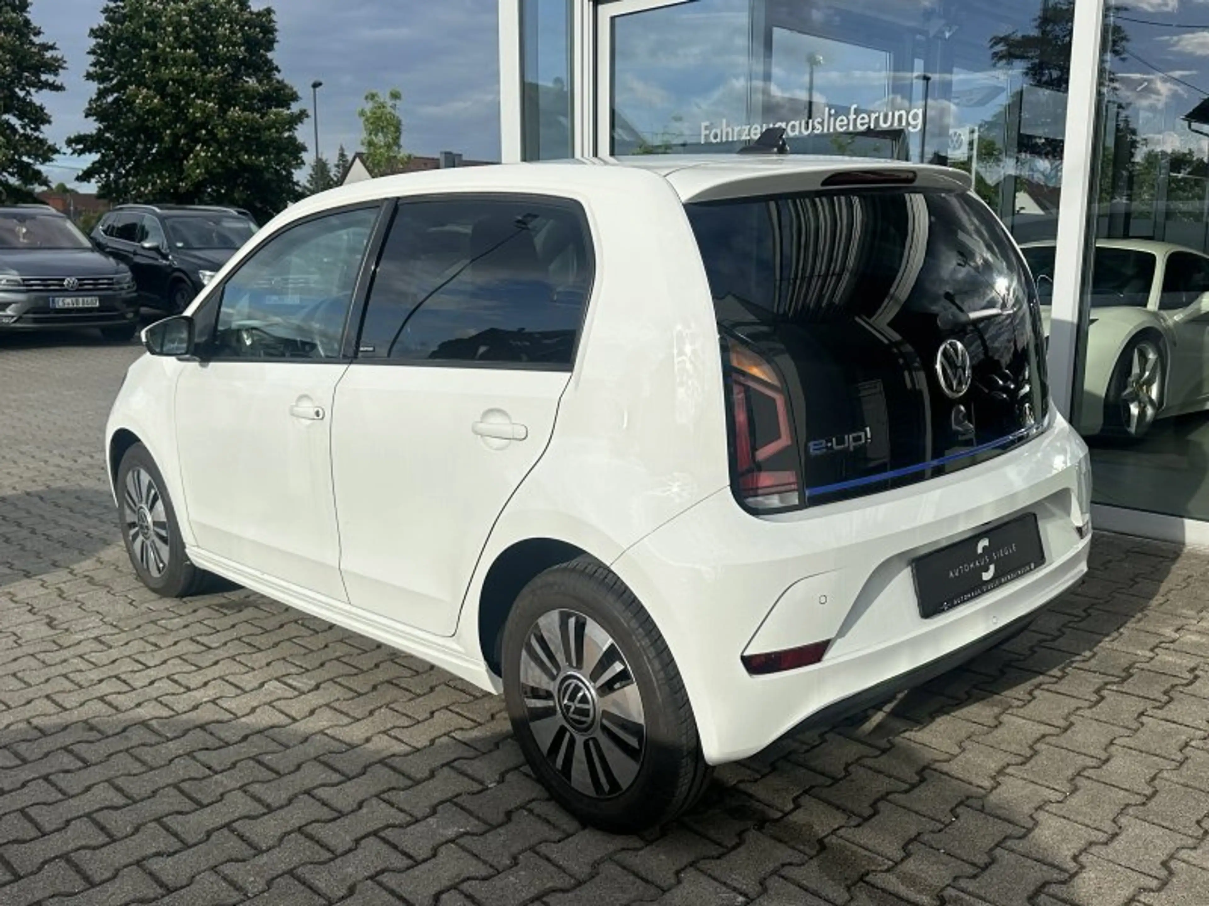 Volkswagen e-up! United CCS Kamera Tempomat Sitzheizung ALU — photo 4