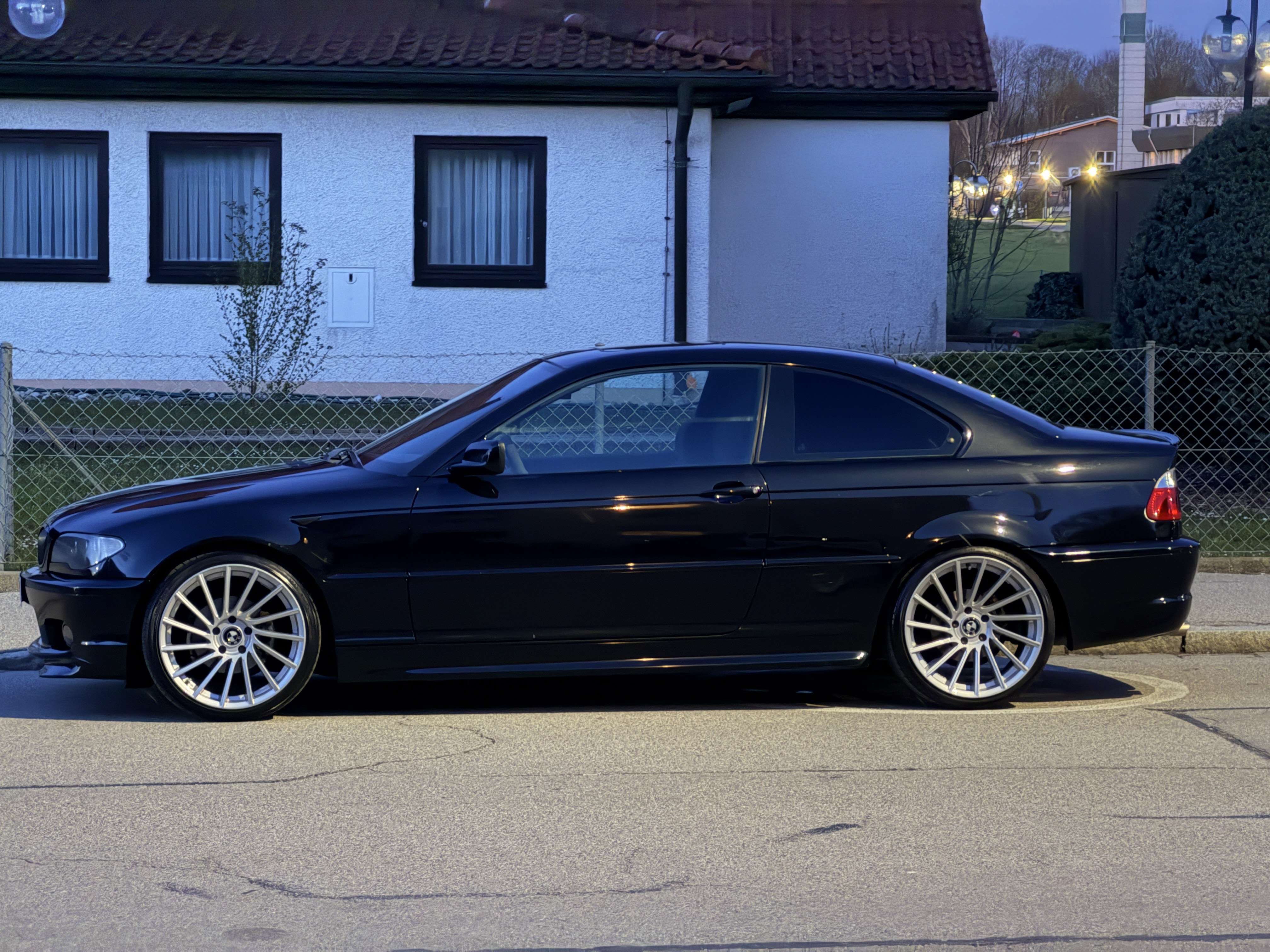 Second hand Bmw 3 Series 
