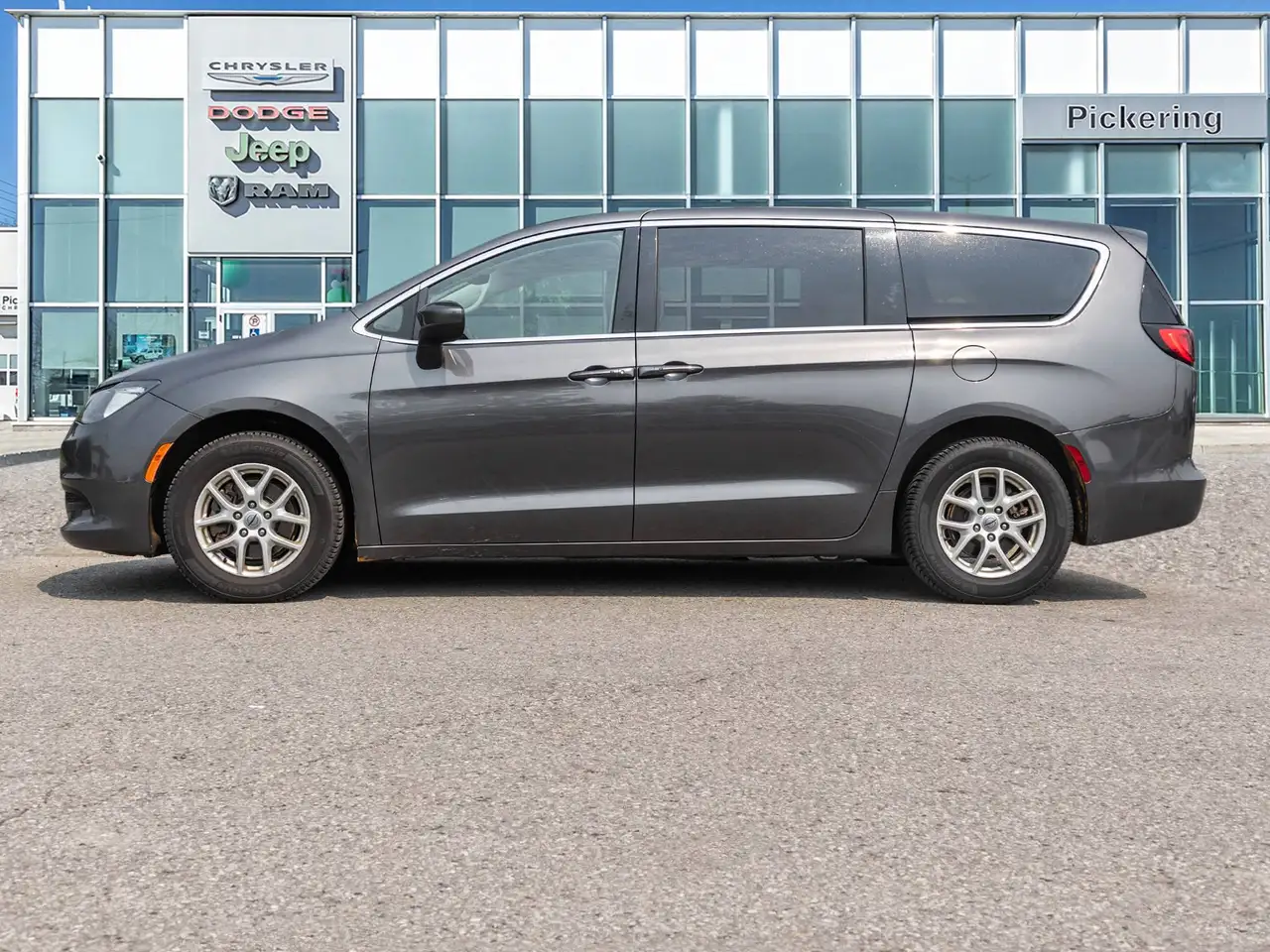 Chrysler Grand Caravan fotografie Chrysler Grand Caravan