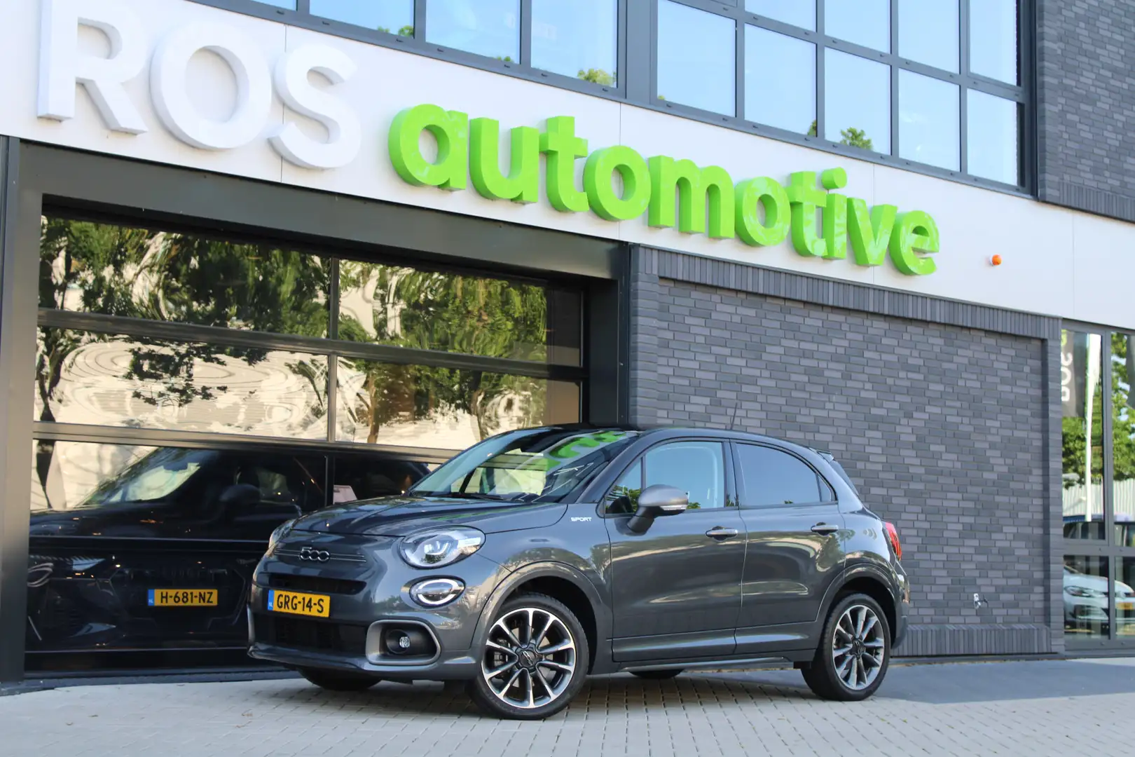 Fiat 500X 1.5 Hybrid Sport | NAVI | CAMERA | H-LEDER | KEYLE Grijs - 1