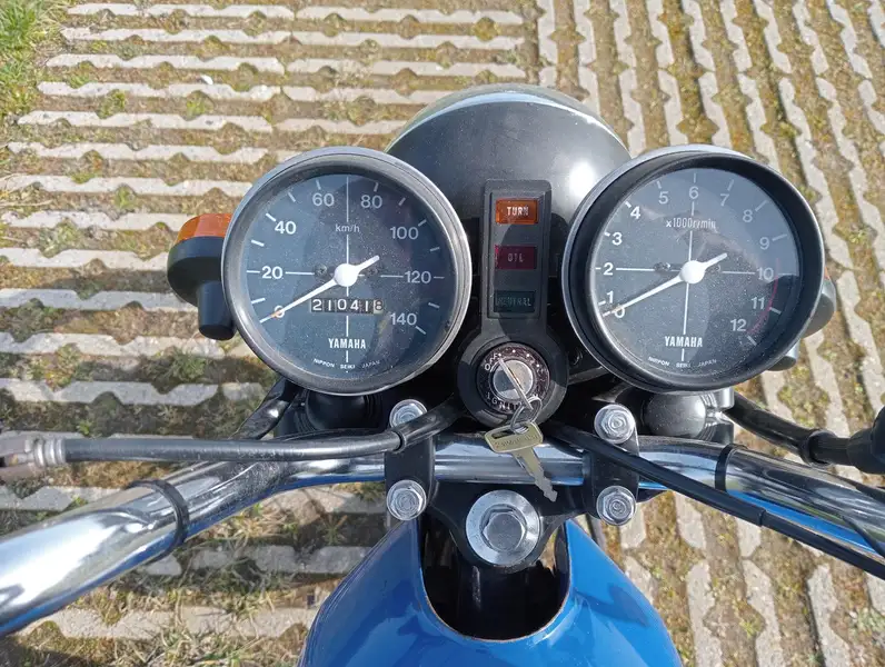 Yamaha RD 125 - foto 4