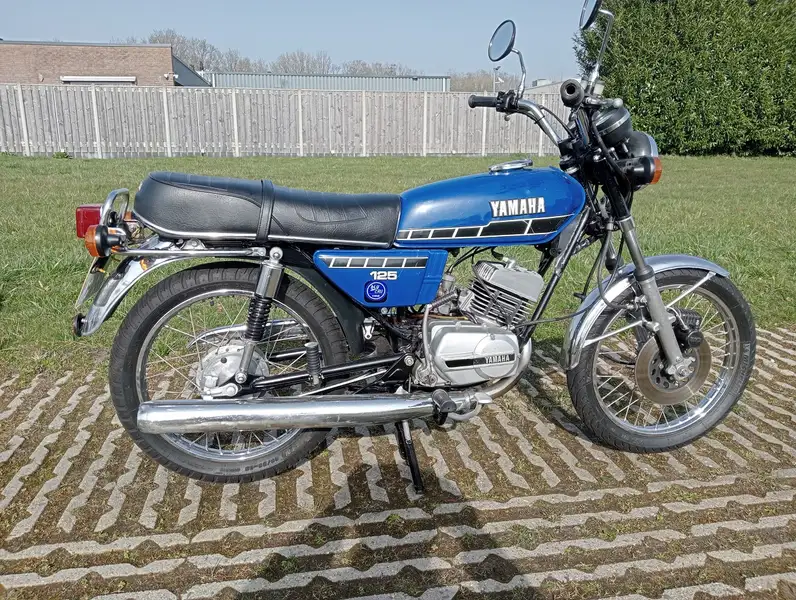 Yamaha RD 125 - foto 2