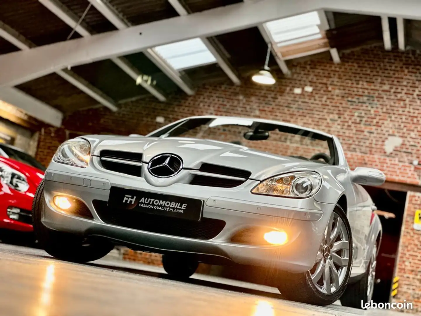Mercedes-Benz SLK Classe 200K 1.8L 163 ch Climatisation, Sièges chauffants, Régulateur Carnet et historique État exceptionnel Gris - 2