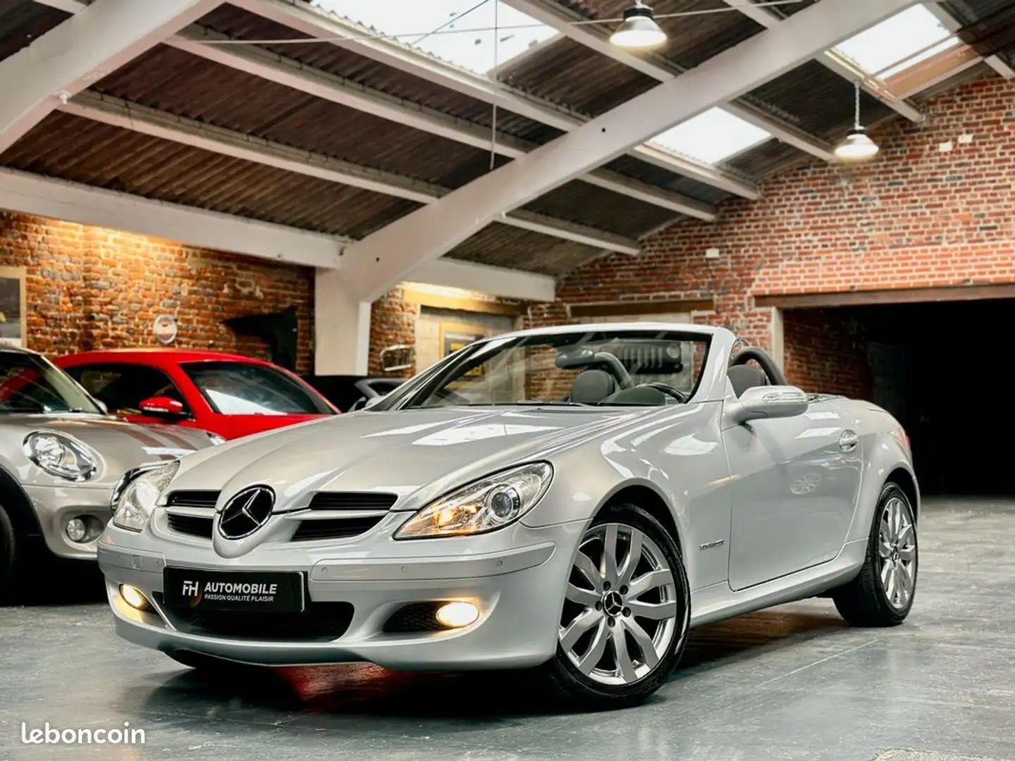 Mercedes-Benz SLK Classe 200K 1.8L 163 ch Climatisation, Sièges chauffants, Régulateur Carnet et historique État exceptionnel Gris - 1