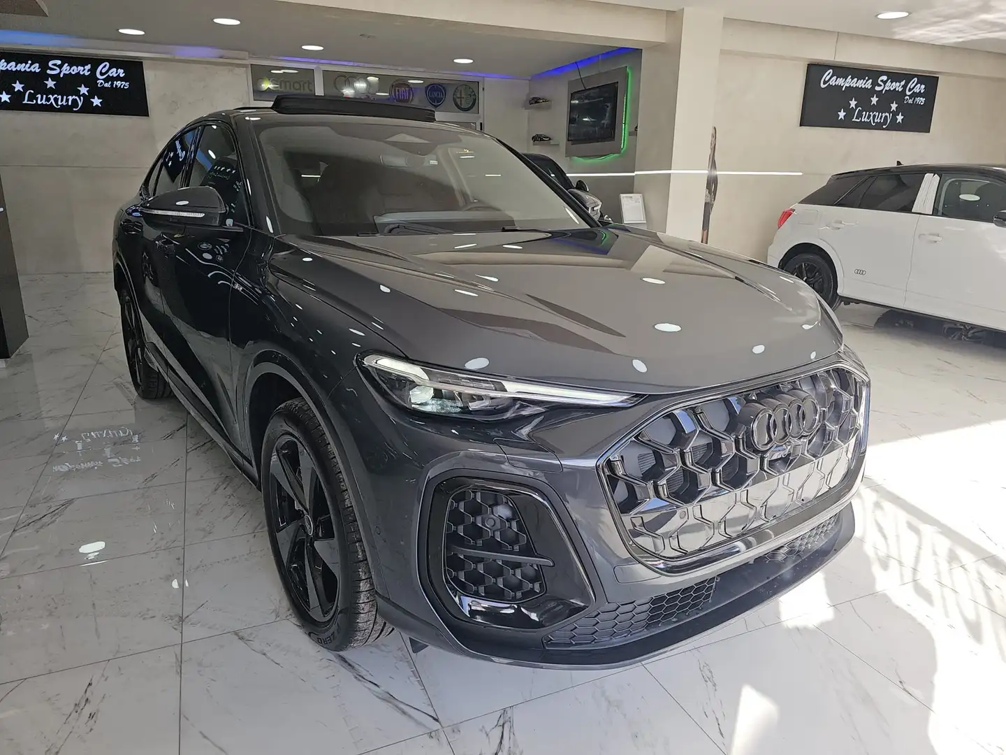 Audi Q5 Sportback S line TDI quattro 204CV S tronic Grigio - 1