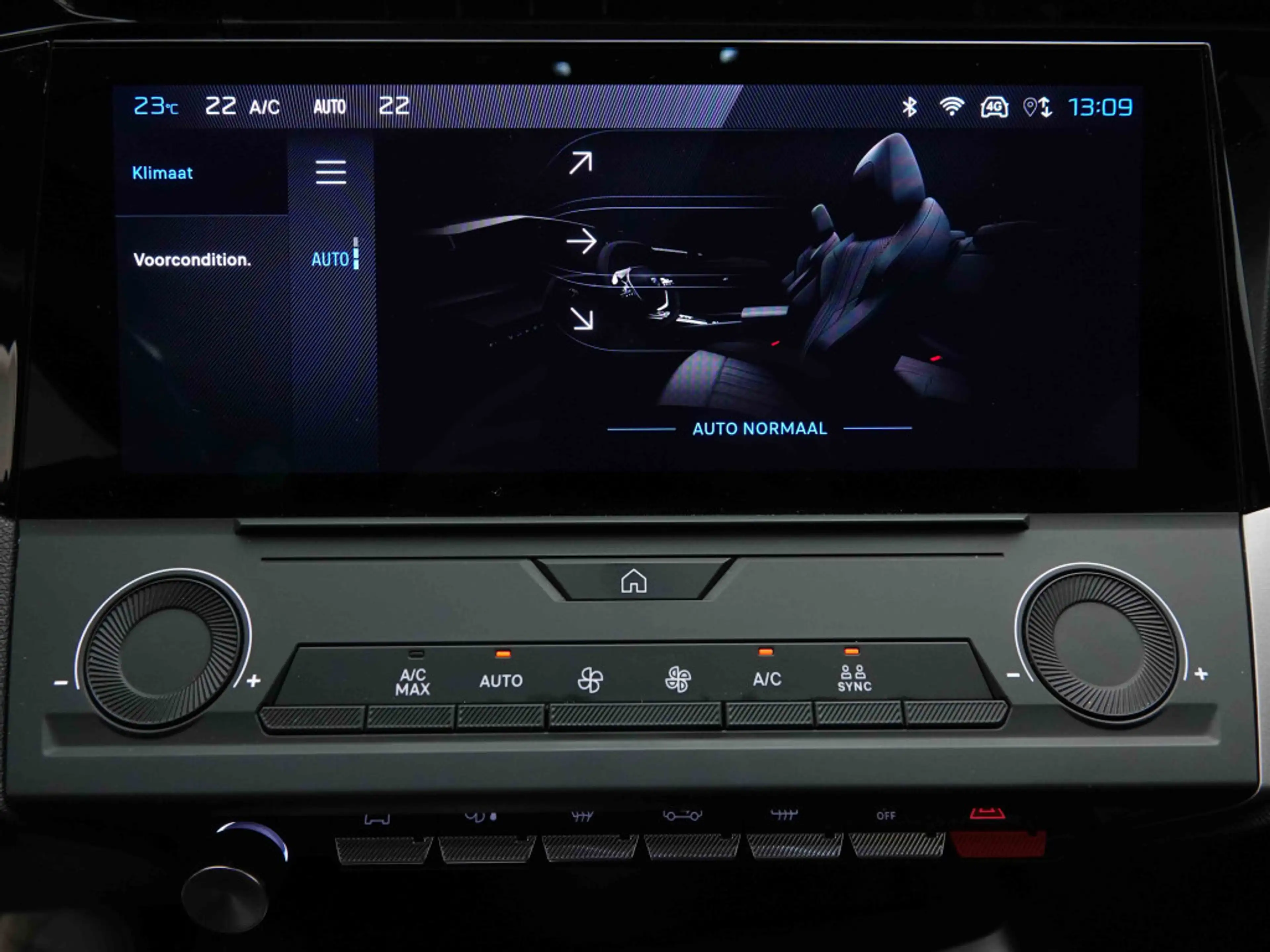 Peugeot 408 PHEV 225 | EV Range 60km | Allure | GPS | LED | Keyless | Camera — photo 12