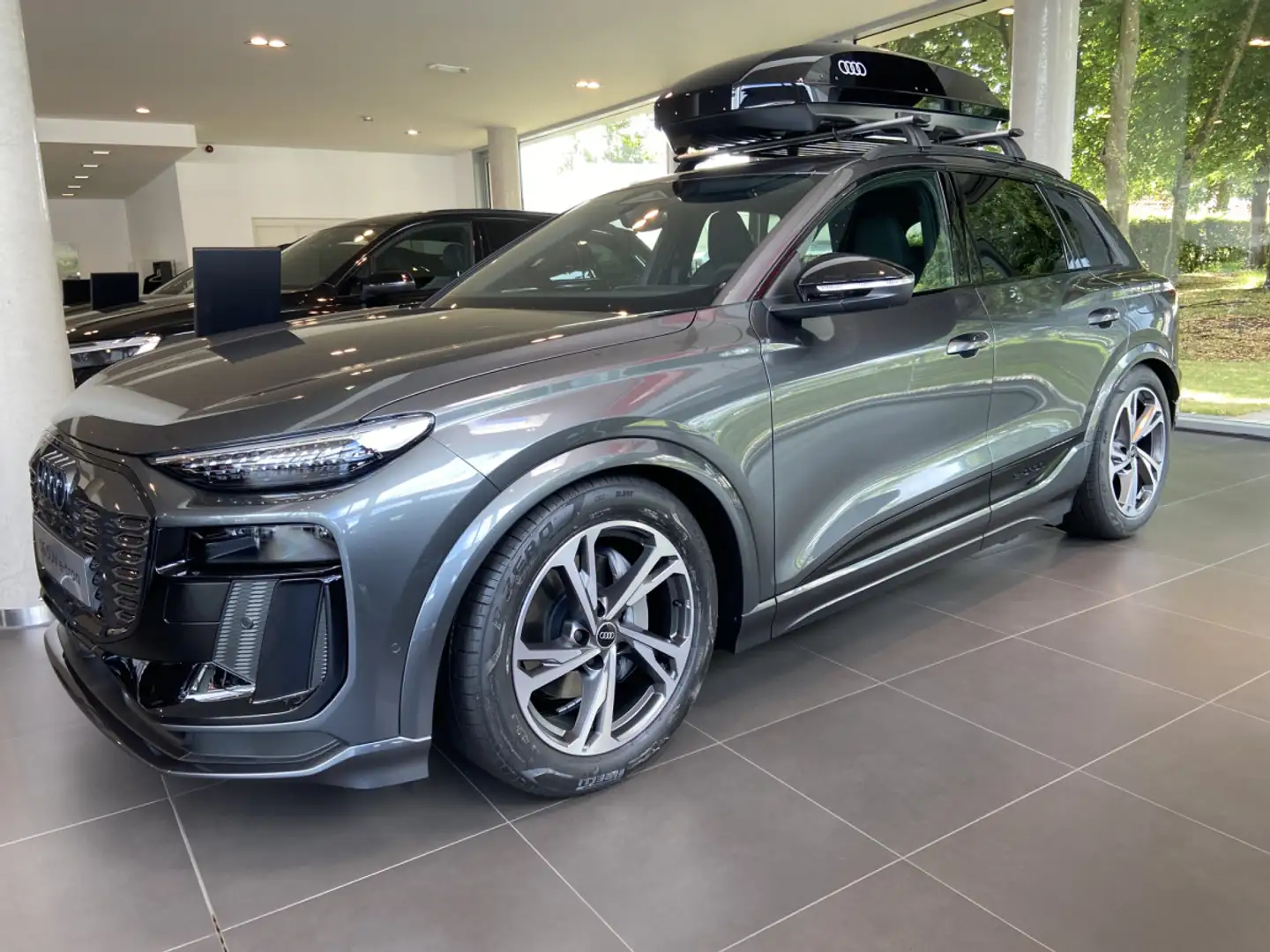 Audi Q6 S line 185 kW (252) (ch) Gris - 1