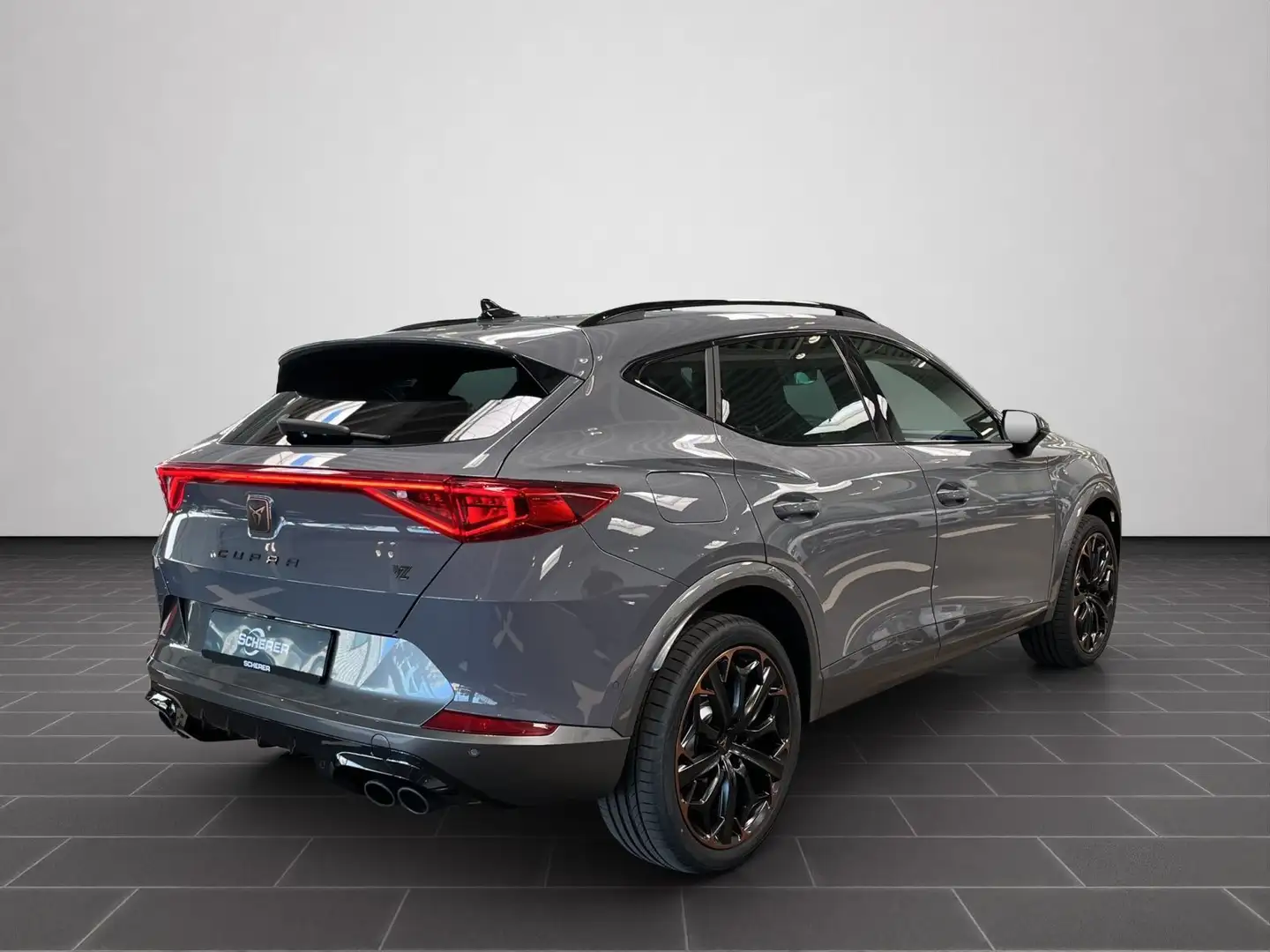 CUPRA Formentor 2,0 TSI VZ Grijs - 2
