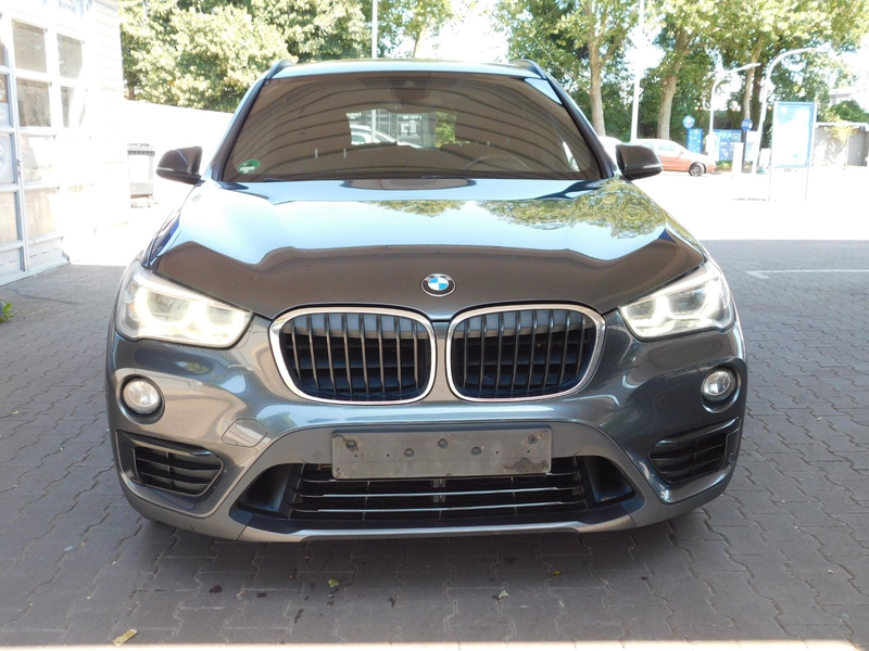 BMW X1 xDrive 25 d Sport Line/Automatik/Navi/1Hand — photo 2