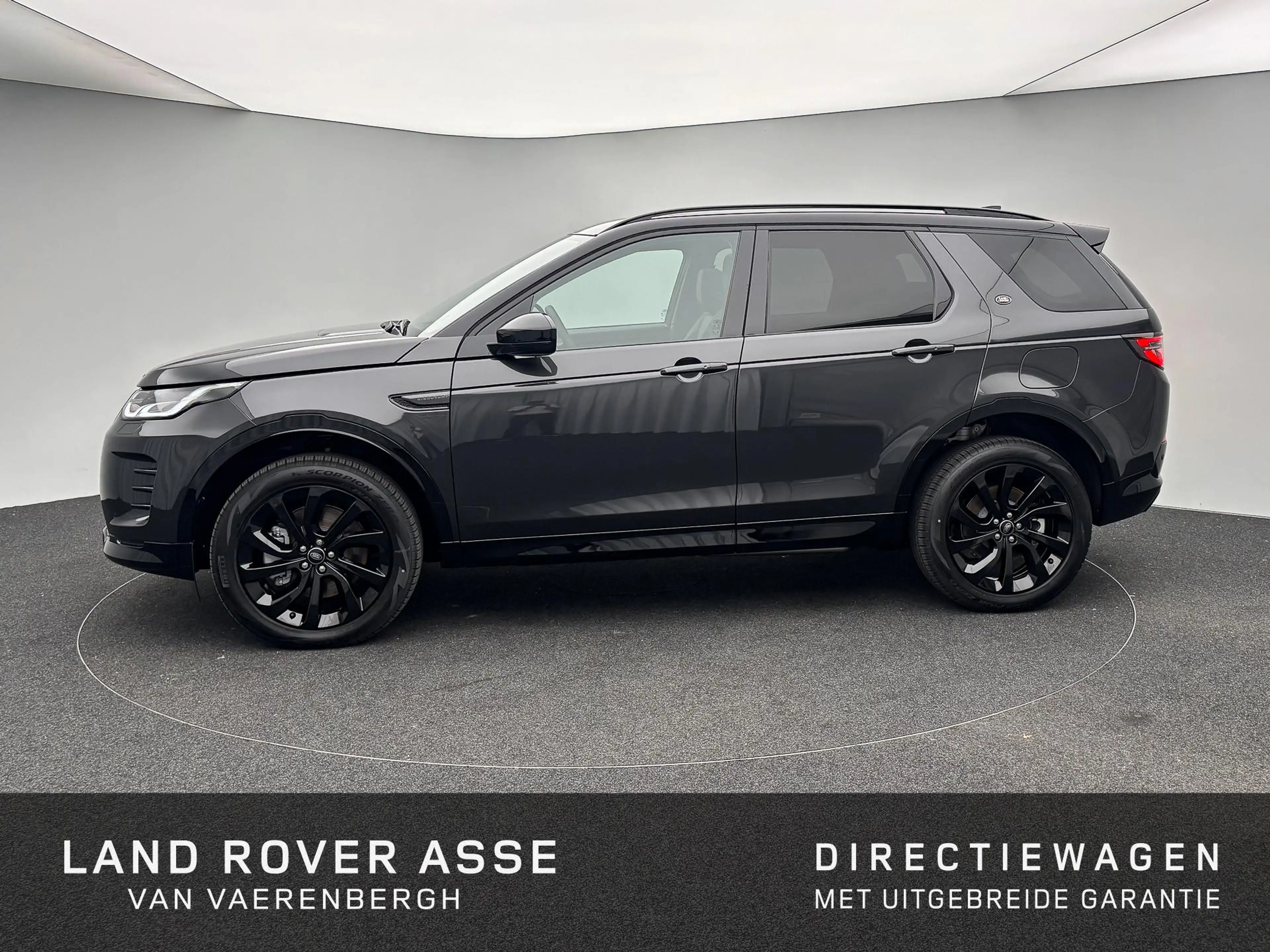 Land Rover Discovery Sport P270e Dynamic SE AWD — photo 6