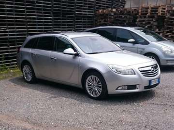 Insignia I 2012Sports Tourer 2.0 cdti Cosmo 160cv