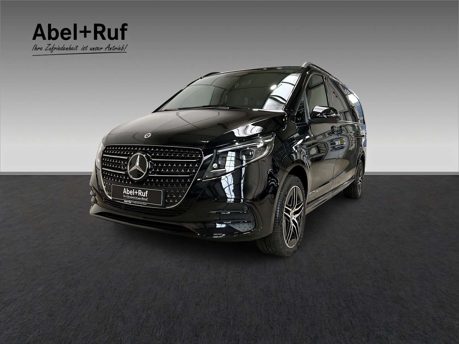 Second hand Mercedes Benz V-Class 300