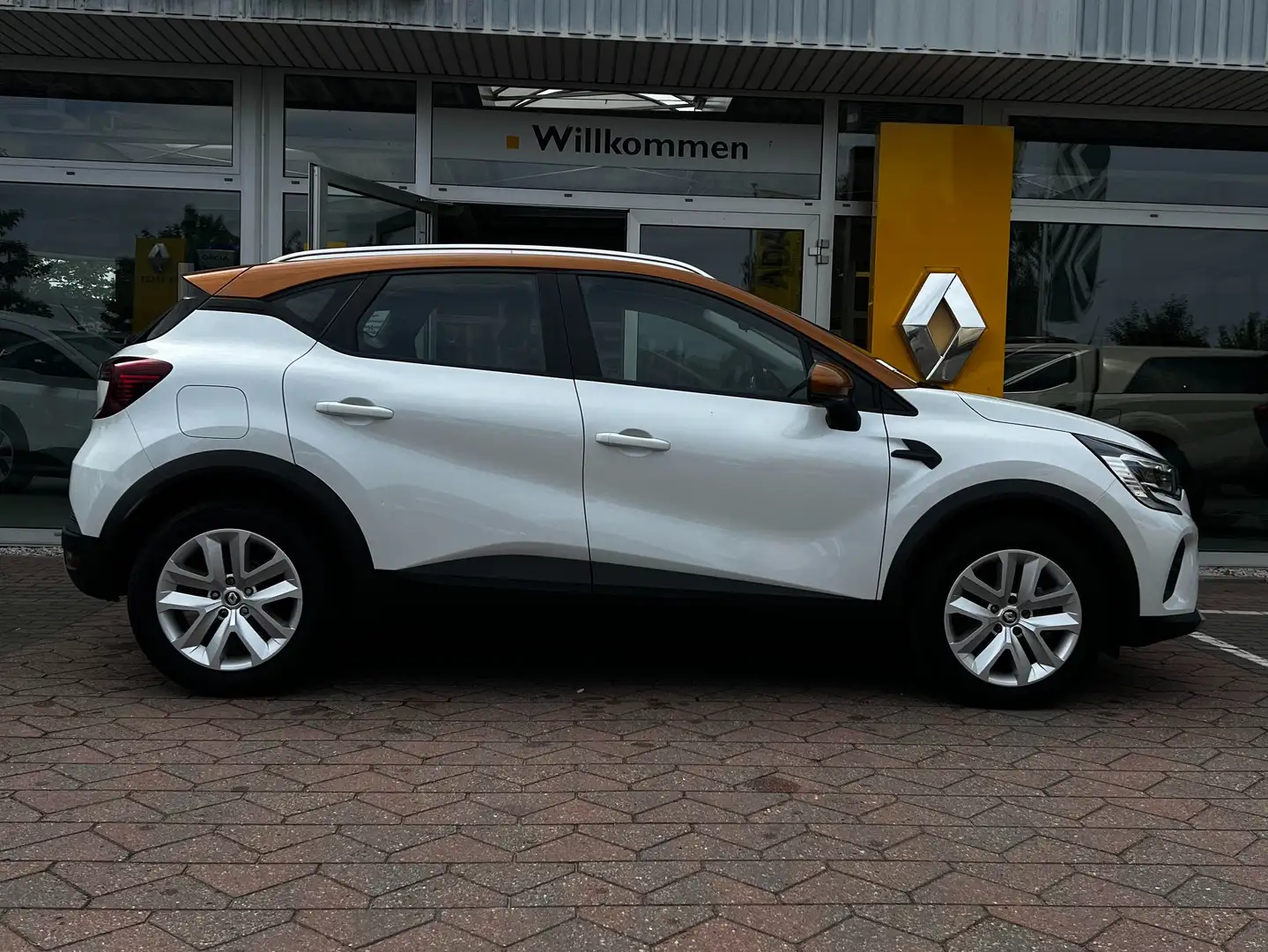 Renault Captur Business Edition TCe 140 Weiß - 2
