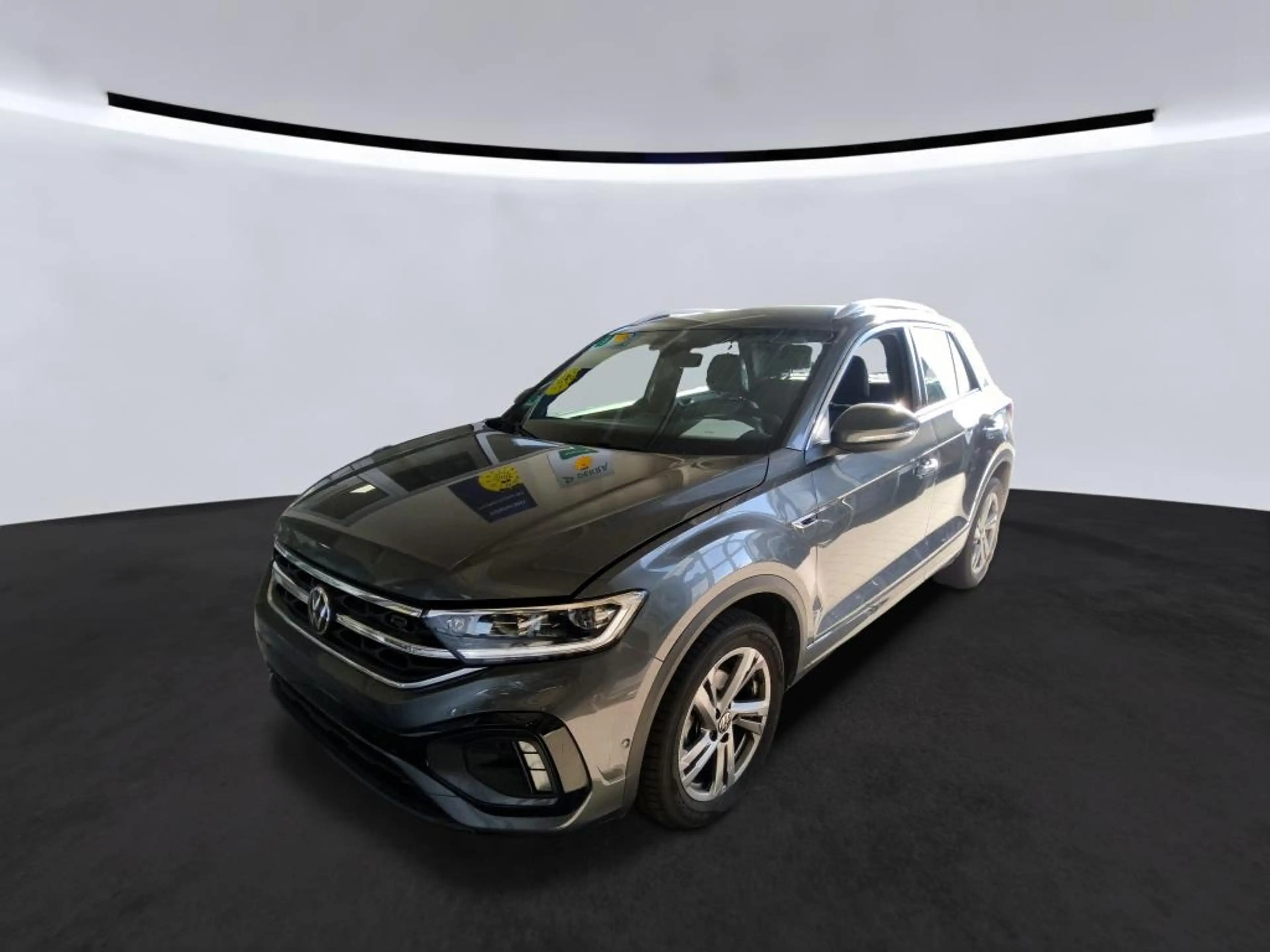 Volkswagen T-Roc 1.5 TSI DSG R-LINE +LED +ACC +VIRTUAL +CARPLAY +S — photo 2