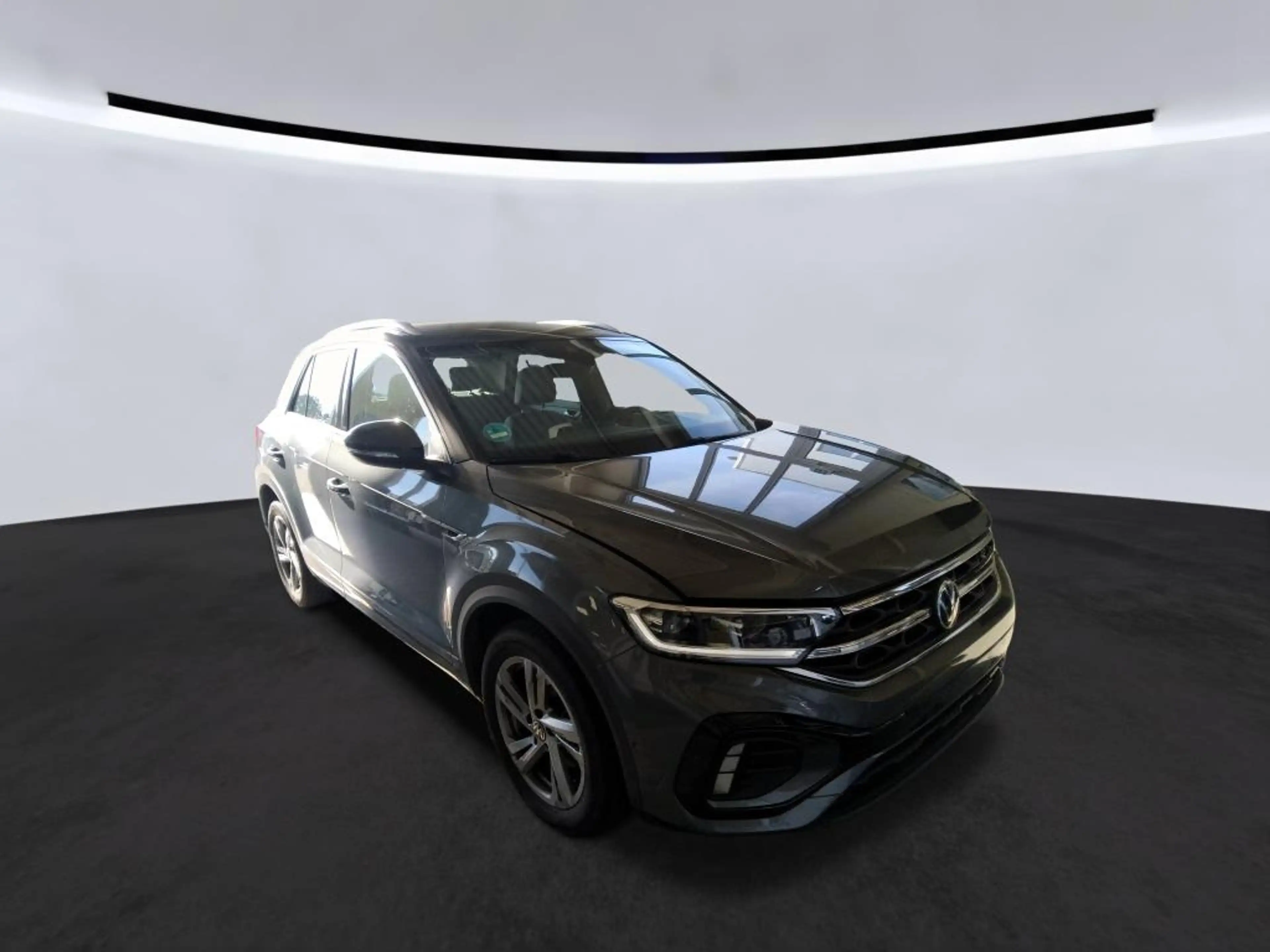 Volkswagen T-Roc 1.5 TSI DSG R-LINE +LED +ACC +VIRTUAL +CARPLAY +S — photo 3