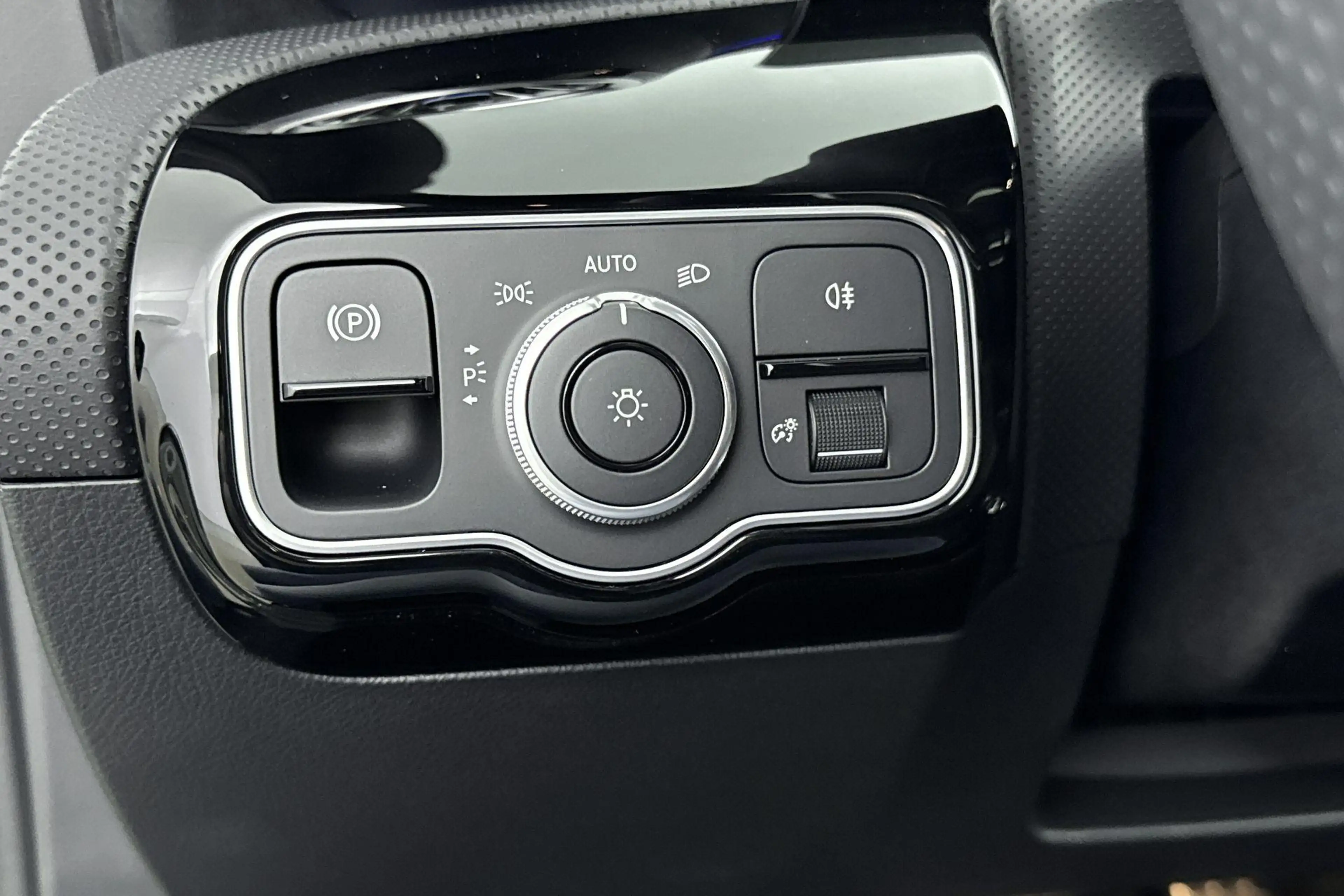 Mercedes-Benz A 250 A 250e Automaat Business Solution AMG Limited | Ex — photo 13