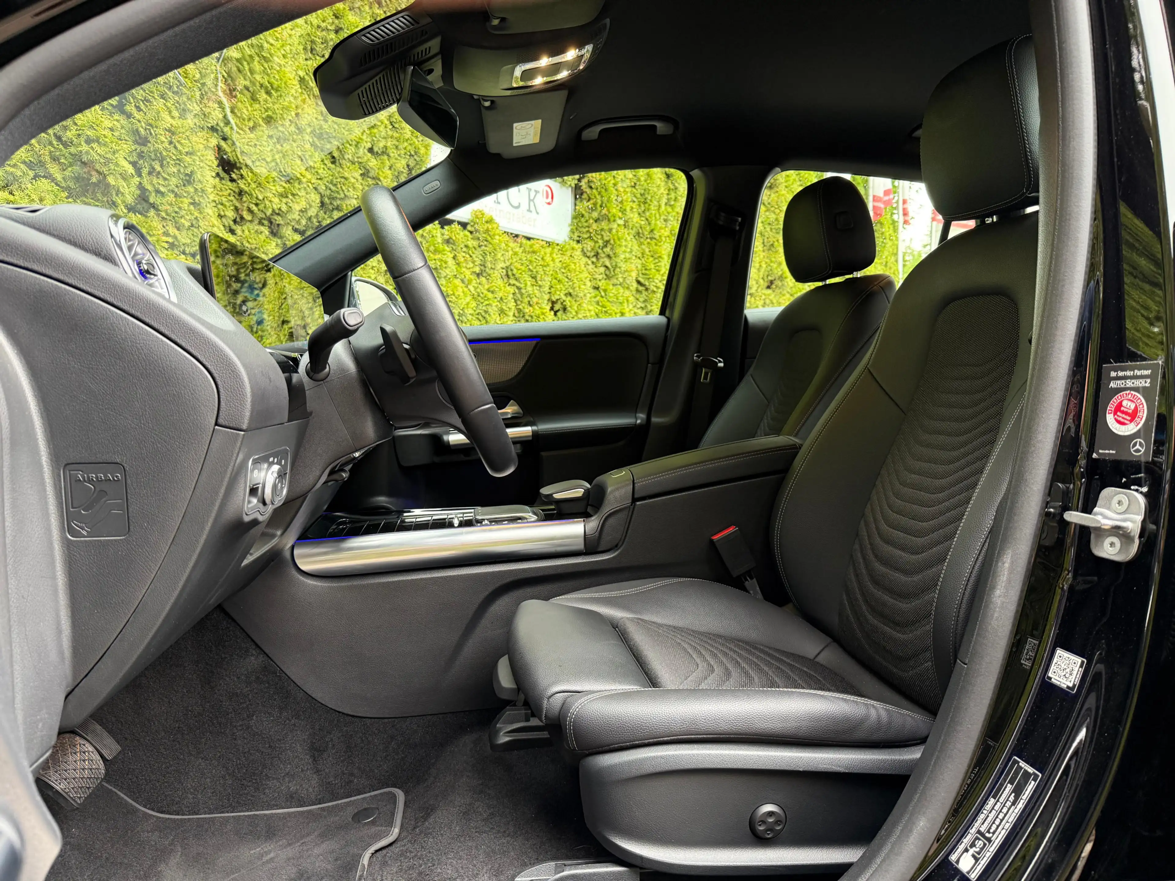 Mercedes-Benz EQA 250+ WÄPU+DC+LED+NAV+KAM+DIST+AMBI+MEMO+MBUX — photo 9